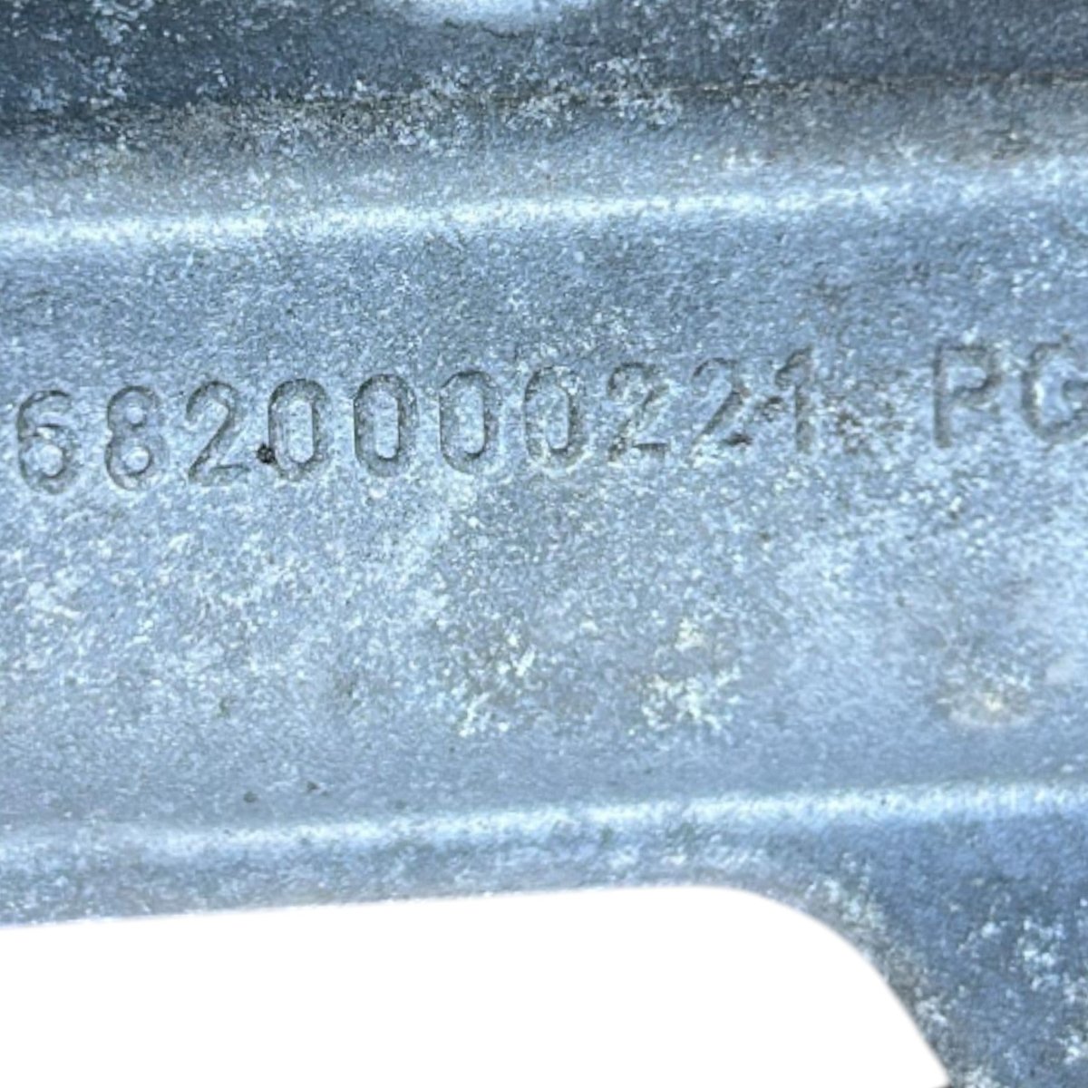 Steering Box Mercedes Benz Class B (W246) code 2464601701 2.0 Petrol / Methane (2011 > 2018) code 6700003026A code 6820000221 Steering Box - F&P CRASH SRLS - Used Parts