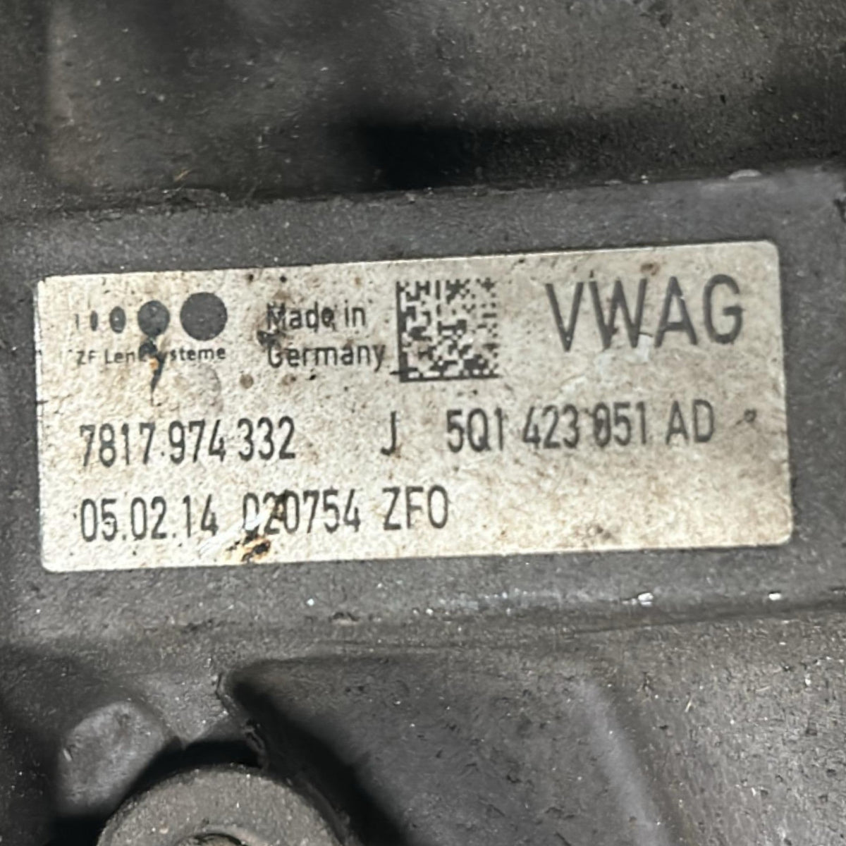 Steering Box Volkswagen Golf VII cod.5Q1423051AD 1.6 Diesel (2012 > 2019) cod.7817974332 cod.7805501735 cod.7802277765 Steering Box - F&P CRASH SRLS - Used Spare Parts