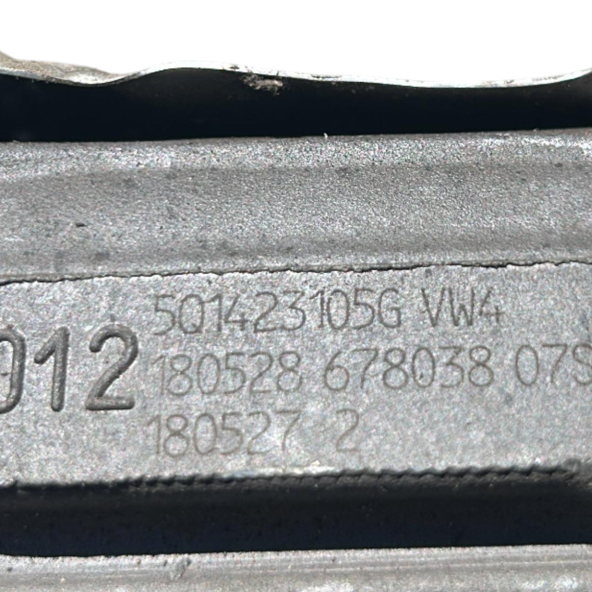 Scatola Dello Sterzo Volkswagen Tiguan (AD) cod.5Q1423105G 2.0 Diesel (2016 > ) cod.5Q0959439P cod.5Q0909143P cod.5Q0909143E Scatola Guida - F&P CRASH SRLS - Ricambi Usati