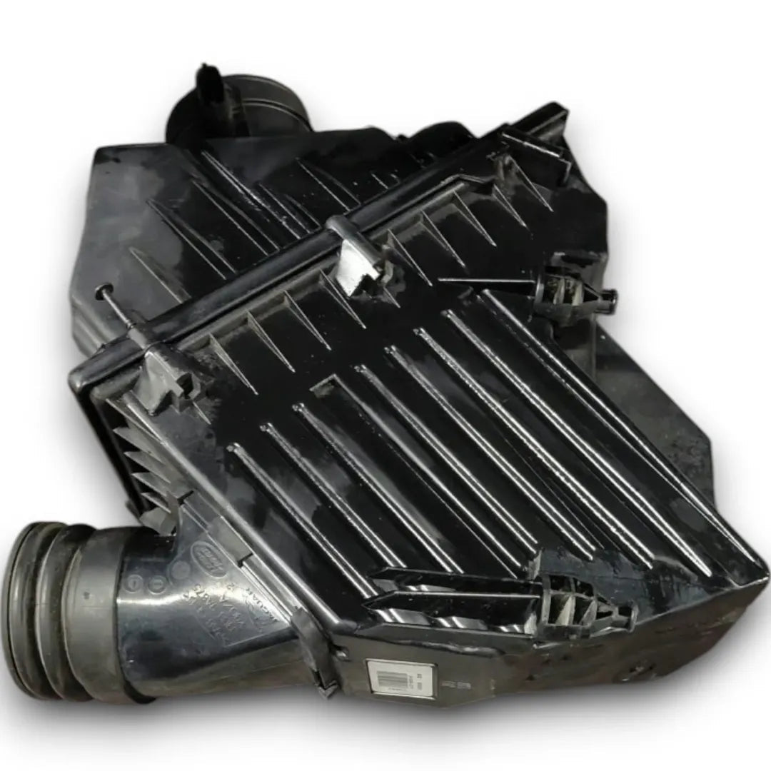 Scatola filtro aria completa Land Rover Range Rover Evoque Plug-in dal 2020 OEM LR094063 - F&amp;P CRASH SRL - Ricambi Usati