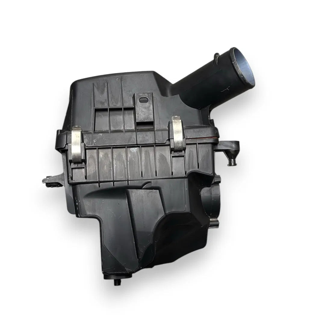 Scatola filtro aria completa Renault Clio 5ª Serie 2019–2024 OEM 165004357R - F&P CRASH SRL - Ricambi Usati