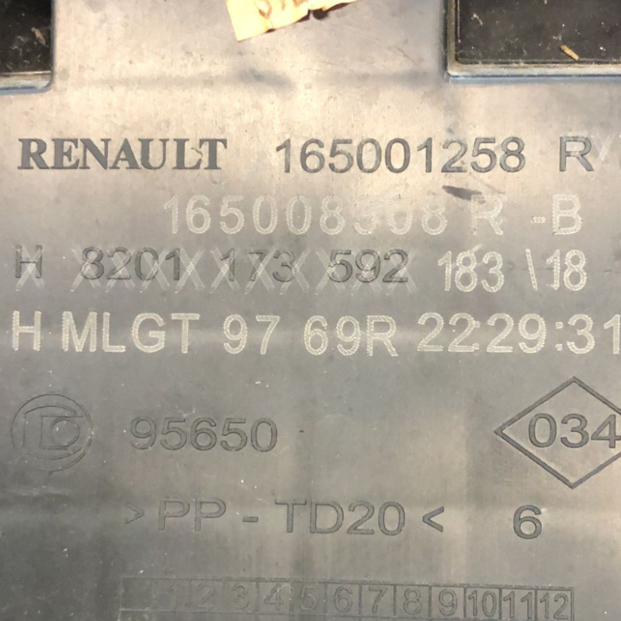 Scatola filtro Aria Dacia Duster 1.5 (2012 > 2019) cod:165001258R - F&P CRASH SRLS - Ricambi Usati