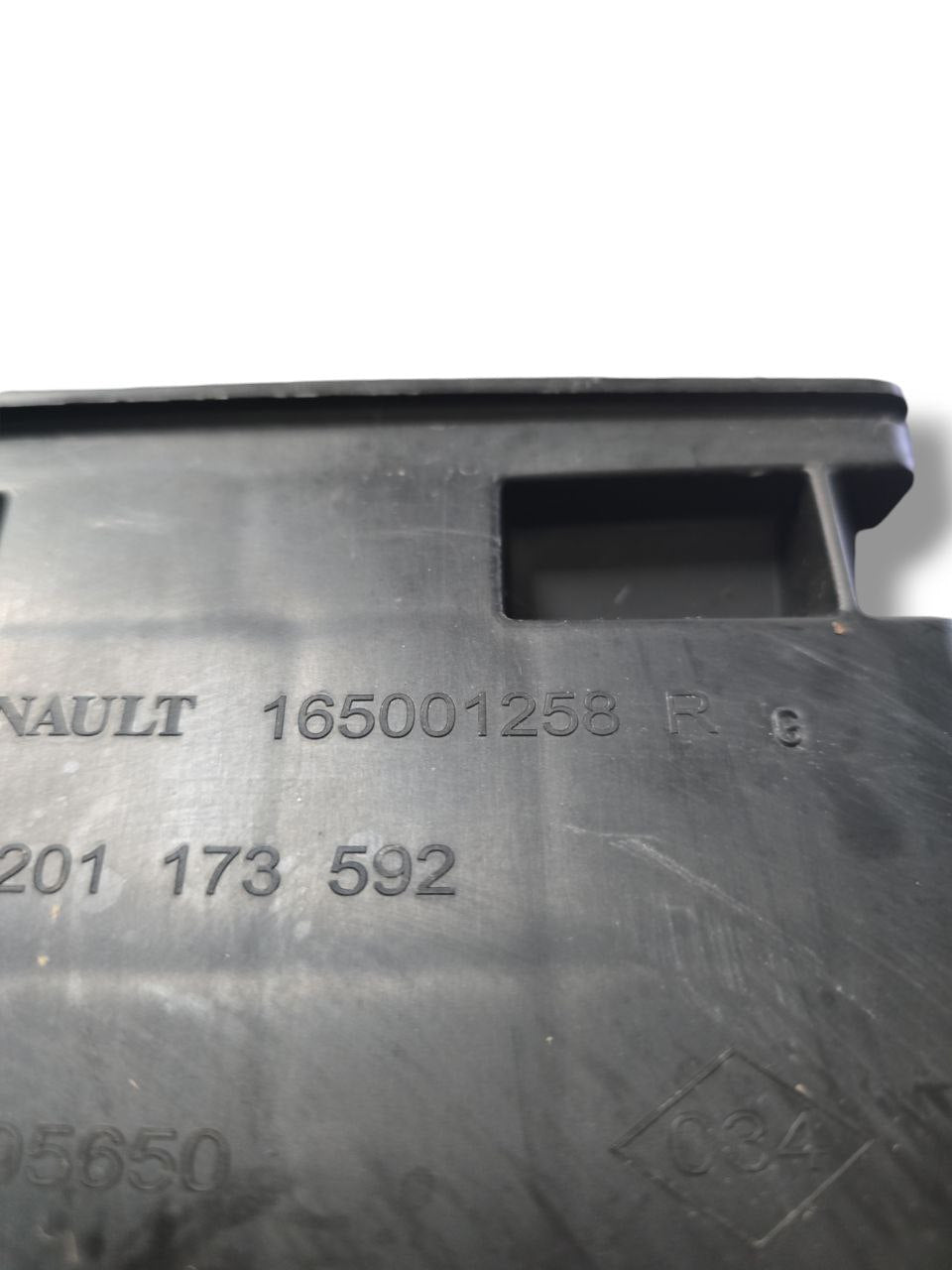 Scatola Filtro Aria Renault Clio IV 1.5 Diesel (2012 - 2021) Cod : 16501258R - F&P CRASH SRLS - Ricambi Usati