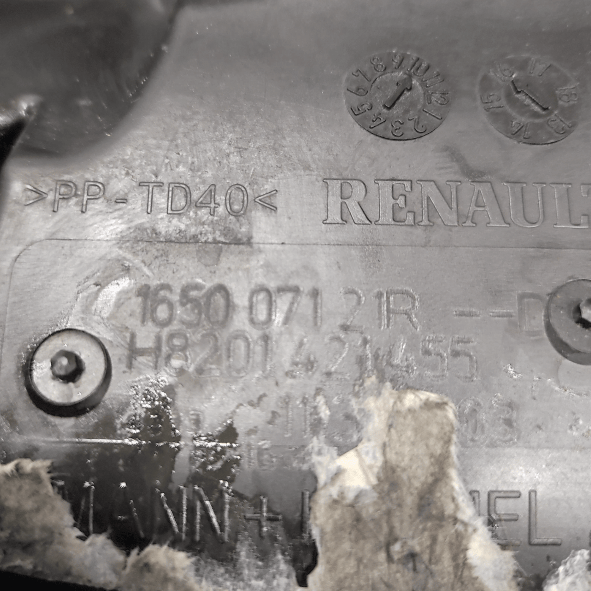 Scatola Filtro Aria Renault Megane IV 1.5 Diesel COD:165007121R (2015>) + Debimetro - F&P CRASH SRLS - Ricambi Usati