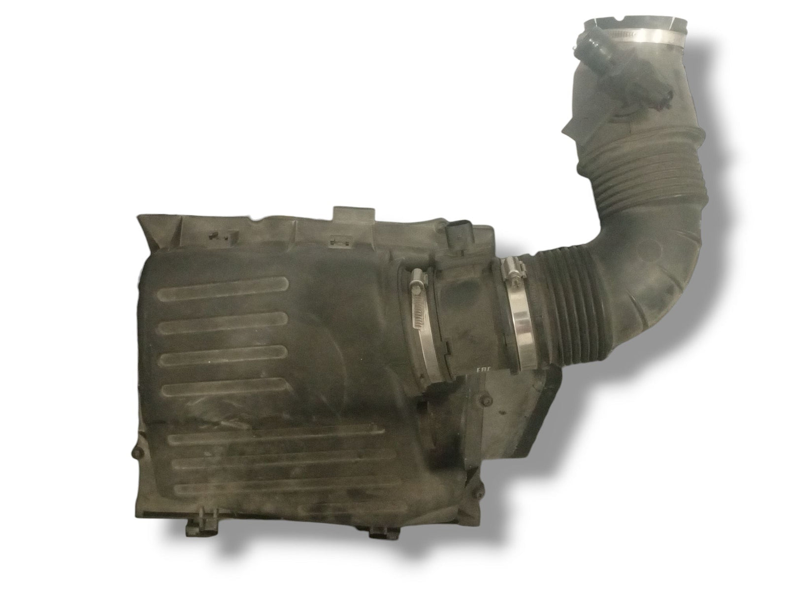 Air filter box without Tube and Mass Air Flow Sensor Opel Insignia 2.0d (2009) code: 55560989 - F&P CRASH SRLS - Used Parts