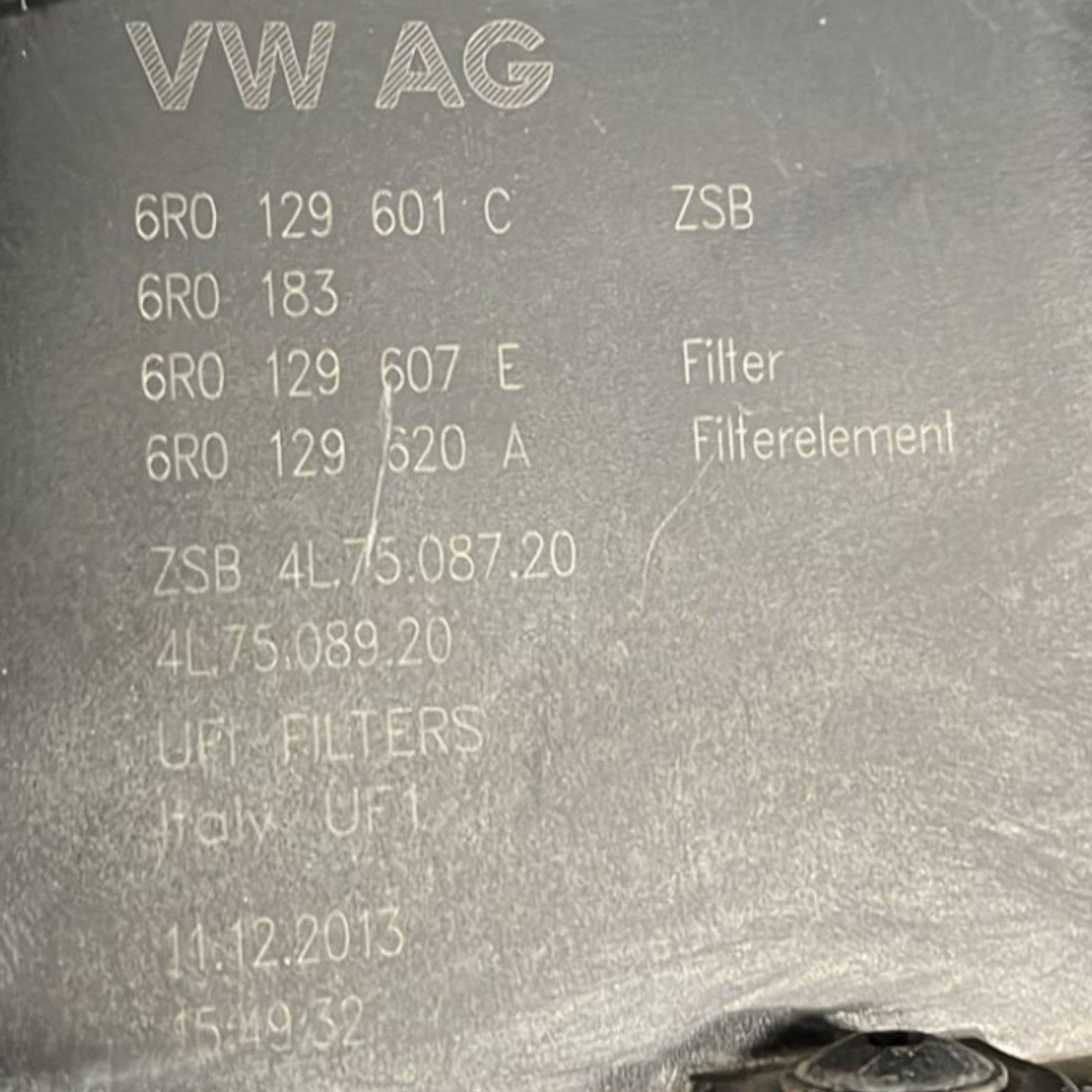 Scatola Filtro Aria Volkswagen Polo (6R) cod:6R0129601C (2009 >2017) - F&P CRASH SRLS - Ricambi Usati