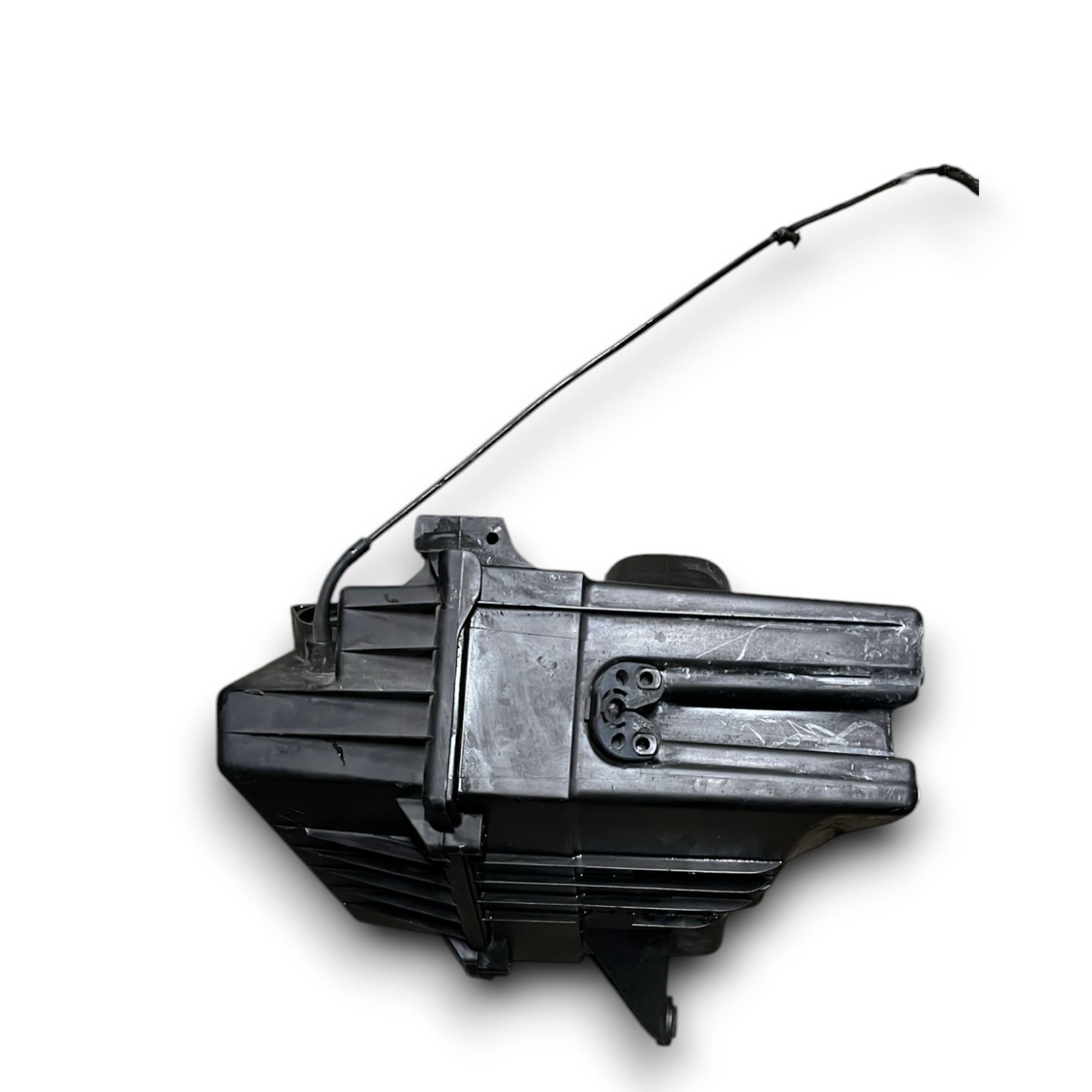 Scatola Filtro Aria Volkswagen Polo 9N cod:6Q0129601 (2001 >2009) - F&P CRASH SRLS - Ricambi Usati