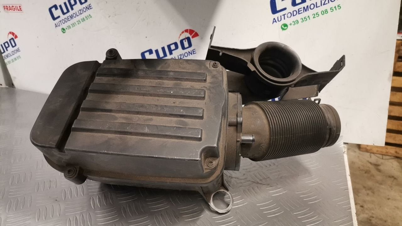 Scatola filtro aria Volkswagen Touran 2005 cod: 1k0183 - F&P CRASH SRLS - Ricambi Usati