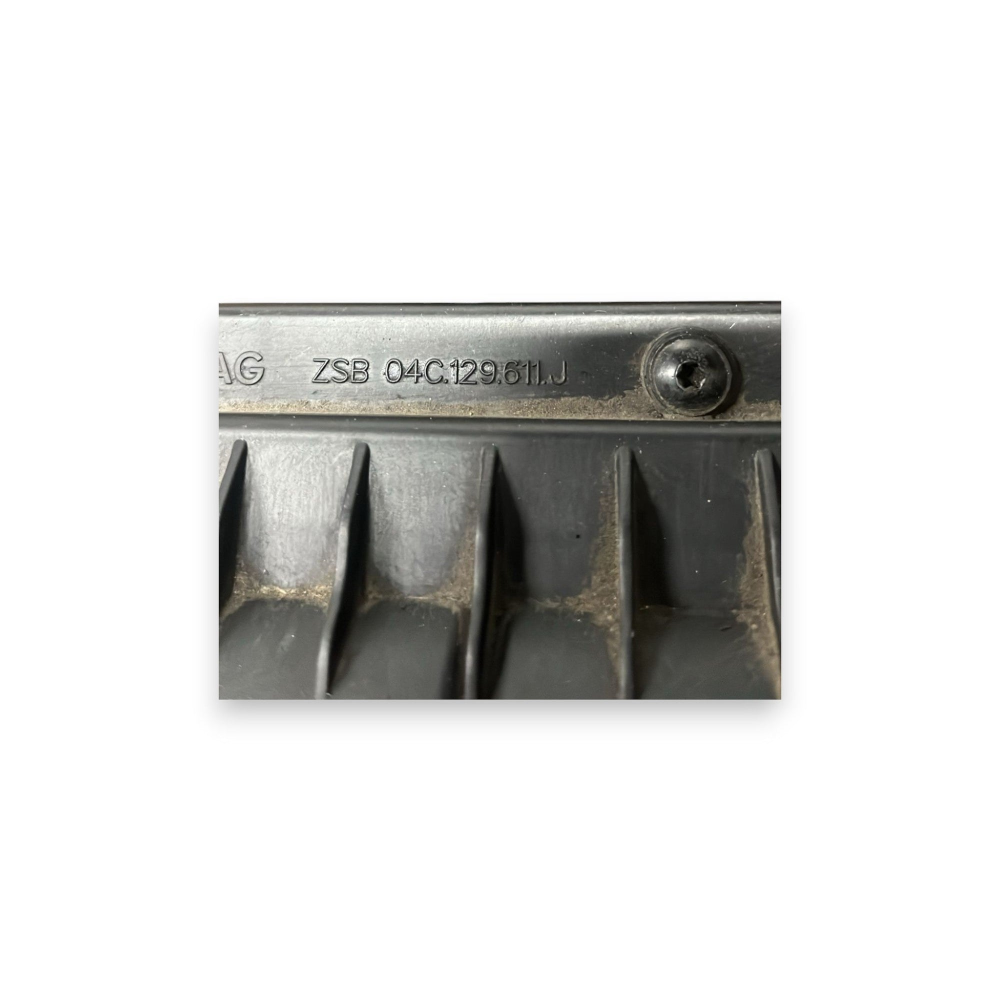 Scatola filtro aria Volkswagen Up 1.0 Benzina (2011 - 2024) Cod: 04C129611J - F&P CRASH SRLS - Ricambi Usati