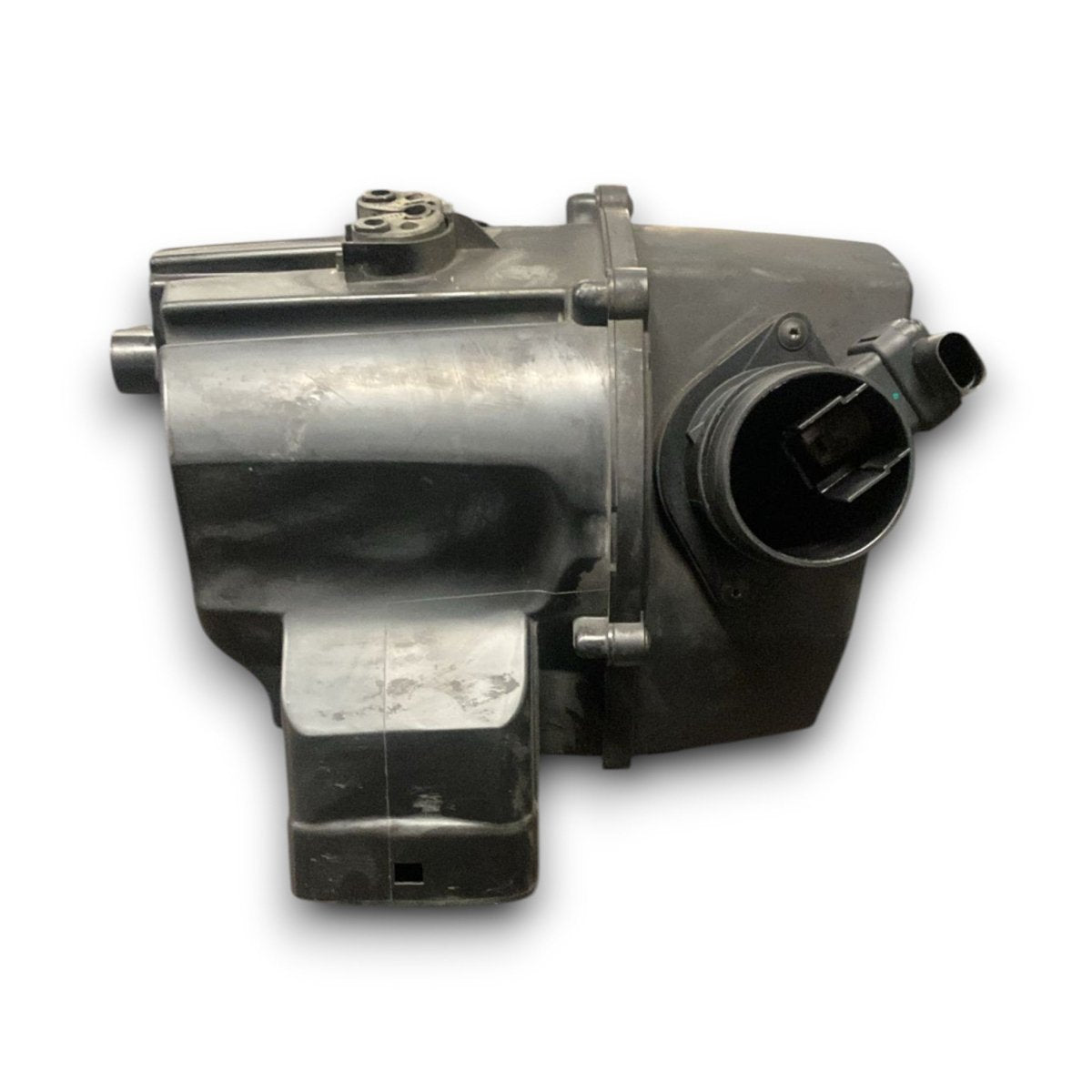 Volkswagen Polo V filter box cod. 4l.75.089.20 1.6 diesel (2009 > 2017) + mass air flow sensor - F&amp;P CRASH SRL - Used Parts