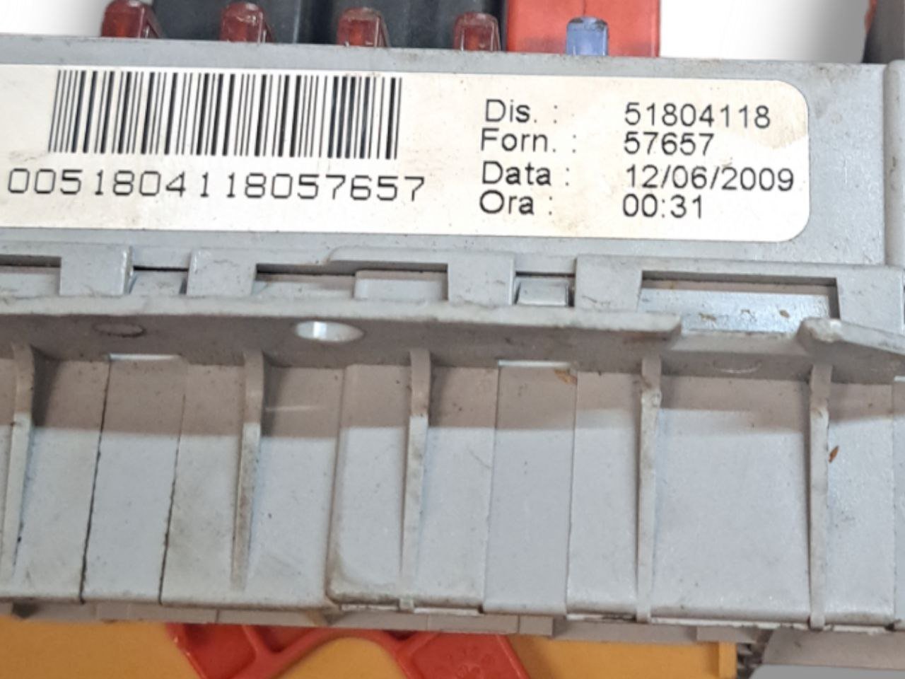 Fuse Box / Fuse Holder Unit Fiat Croma 1.9 Diesel (2007 - 2010) COD:51804118 - F&P CRASH SRLS - Used Parts