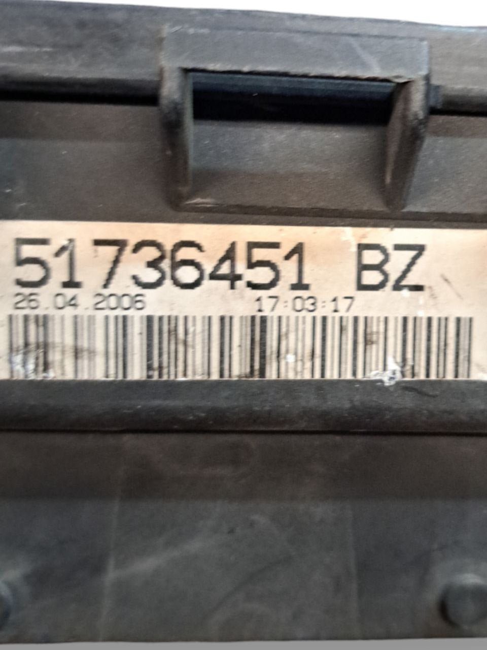 Fuse Box / Fuse Holder Unit Fiat Grande Punto 1.4 petrol (2007) CODE:51736451BZ - F&P CRASH SRLS - Used Parts