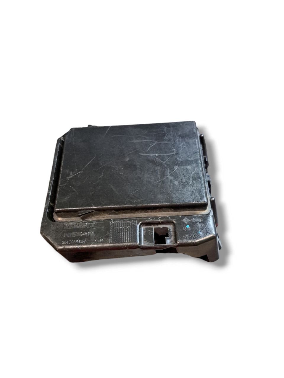Fuse Box / Fuse Holder Unit Renault Clio V 1.5 Diesel (2019>) COD:284B61704R - F&P CRASH SRLS - Used Parts