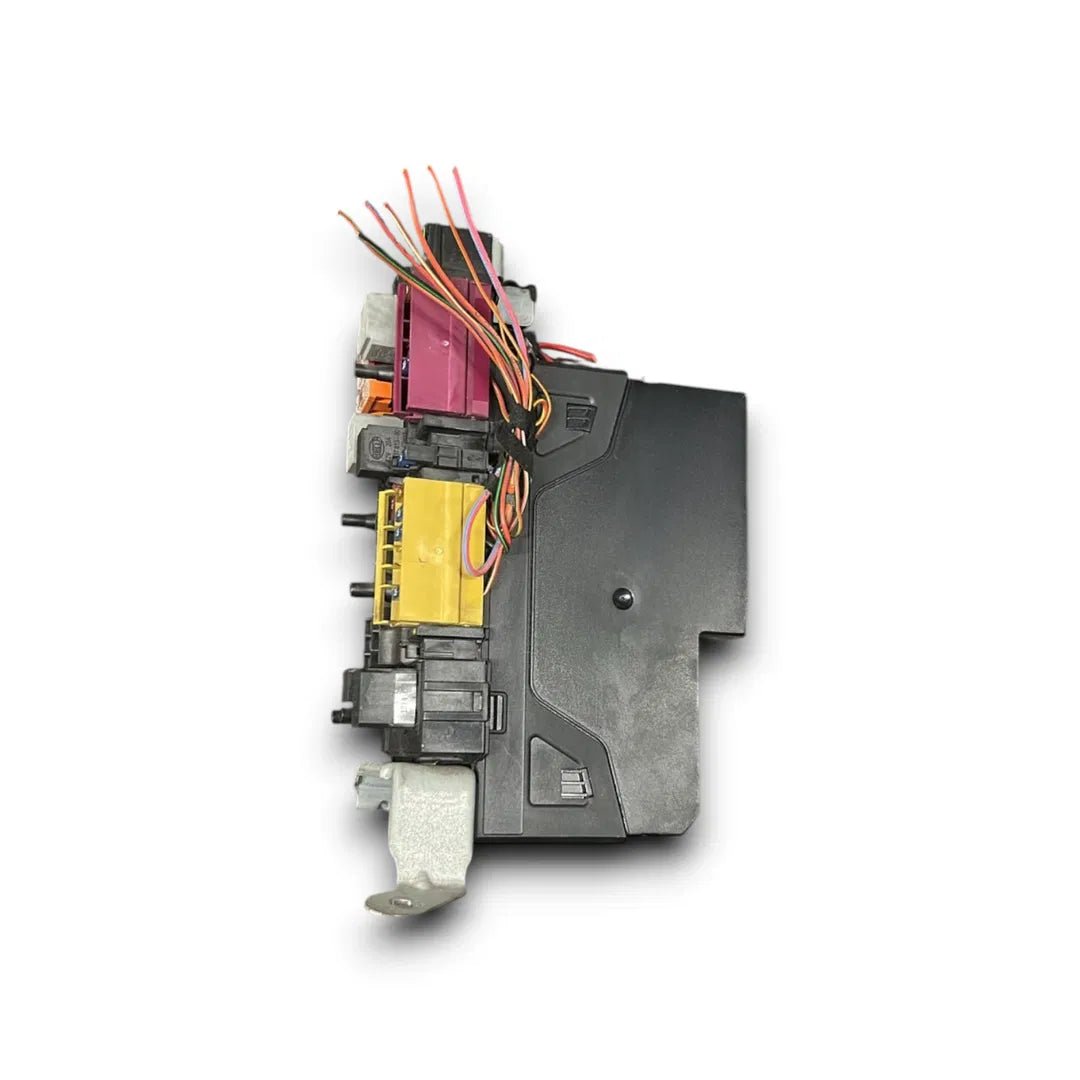 Scatola fusibili Mercedes-Benz Classe E W/S212 2013–2016 cod. 2129005101 - F&P CRASH SRL - Ricambi Usati
