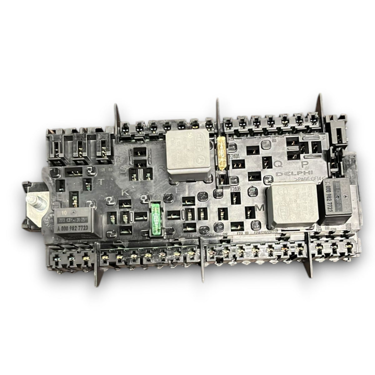 Scatola Fusibili Meredes Benz Classe B (W246) cod:A2469067100 - F&P CRASH SRLS - Ricambi Usati