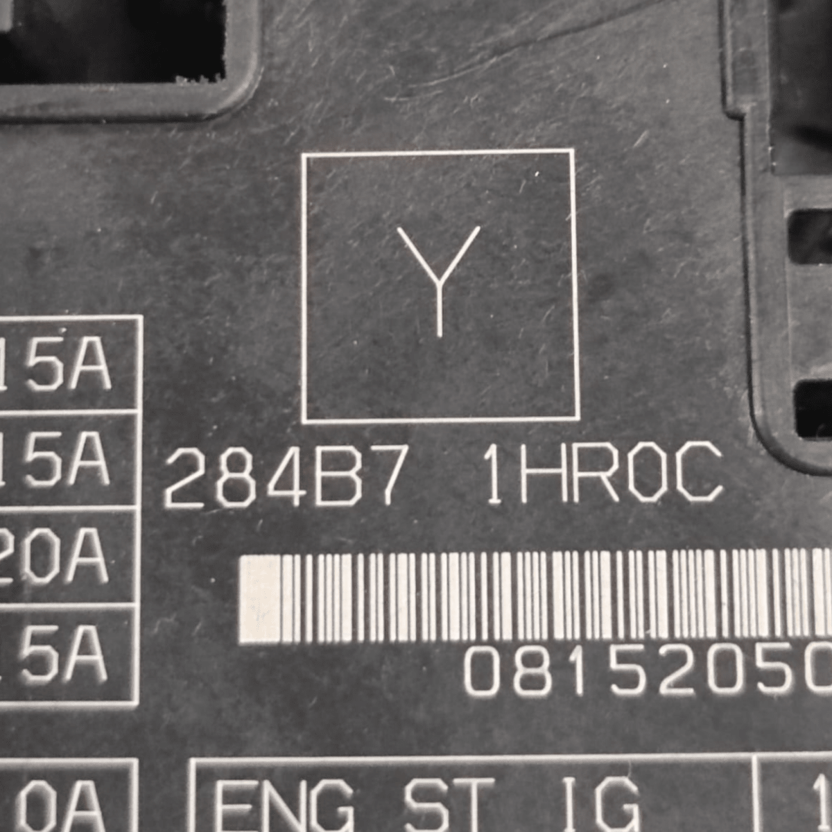 Scatola fusibili nissan micra (k13) 1.0 benzina cod: 284b71hr0c (2010 - 2017) - F&P CRASH SRL - Ricambi Usati