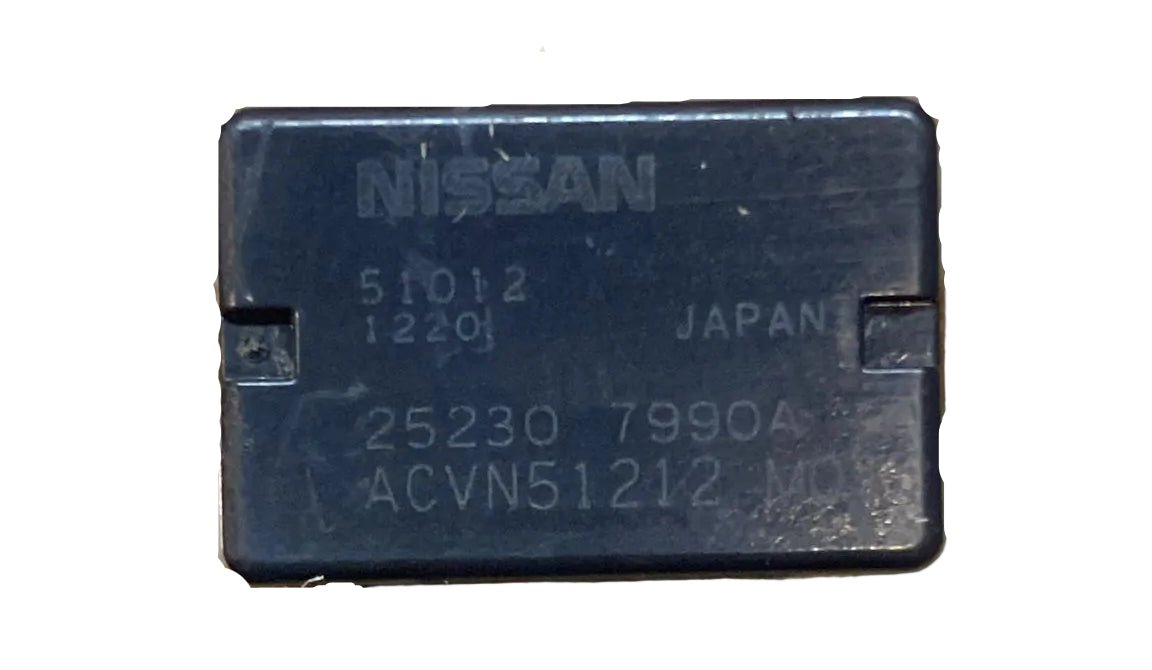 Scatola fusibili nissan qashqai j11 cod . 252307990a 1.5 diesel (2014 > 2021) - F&P CRASH SRL - Ricambi Usati