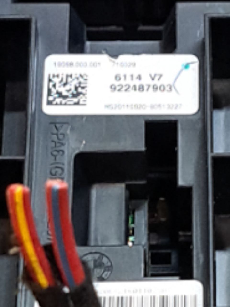 Fuse Box / Fuse Holder Bmw Series 1 F20 / F21 2.0 diesel (2011 - 2019) COD:922487903 - F&P CRASH SRLS - Used Parts