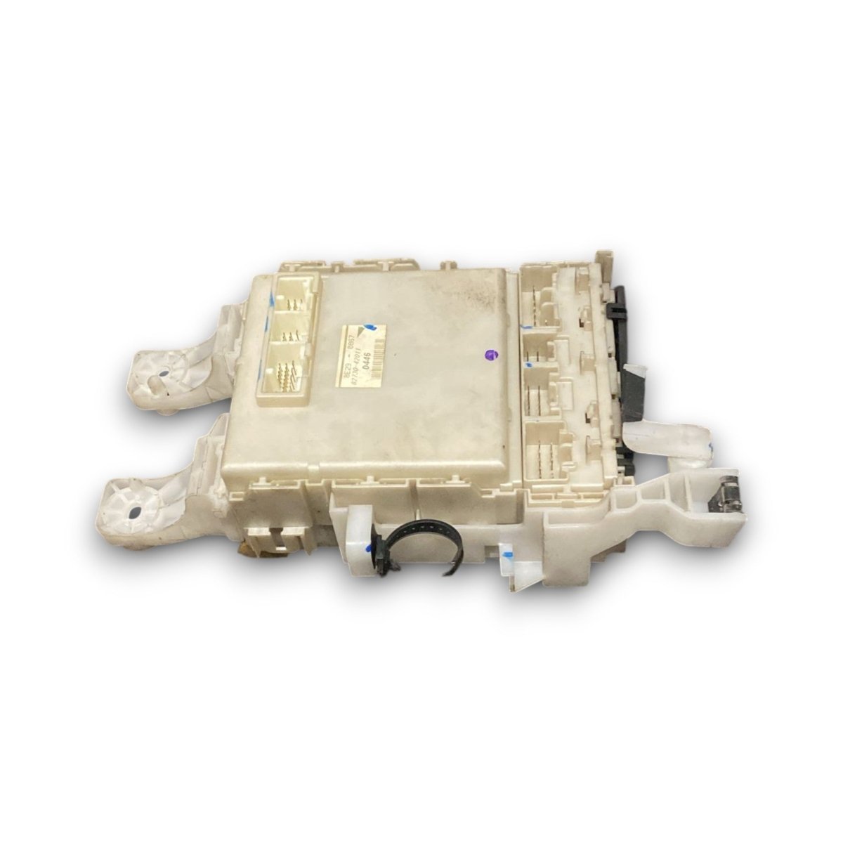 Scatola fusibili toyota rav4 III cod . 82730 - 42011 2.0 diesel (2005 > 2016) - F&P CRASH SRL - Ricambi Usati