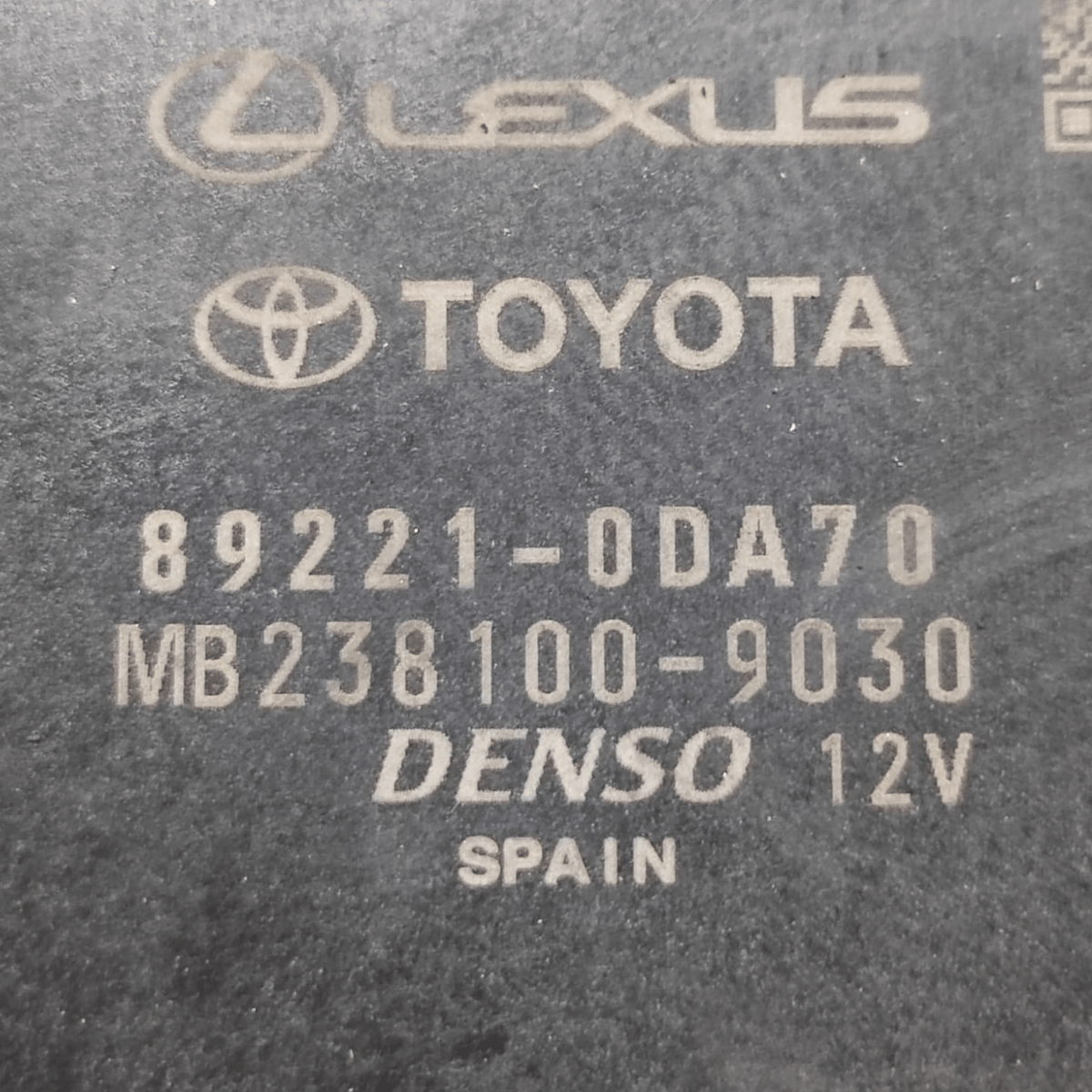 Toyota Yaris Cross 1.5 Hybrid Fuse Box COD: 892210DA70 (2020 - ) - F&P CRASH SRLS - Used Parts