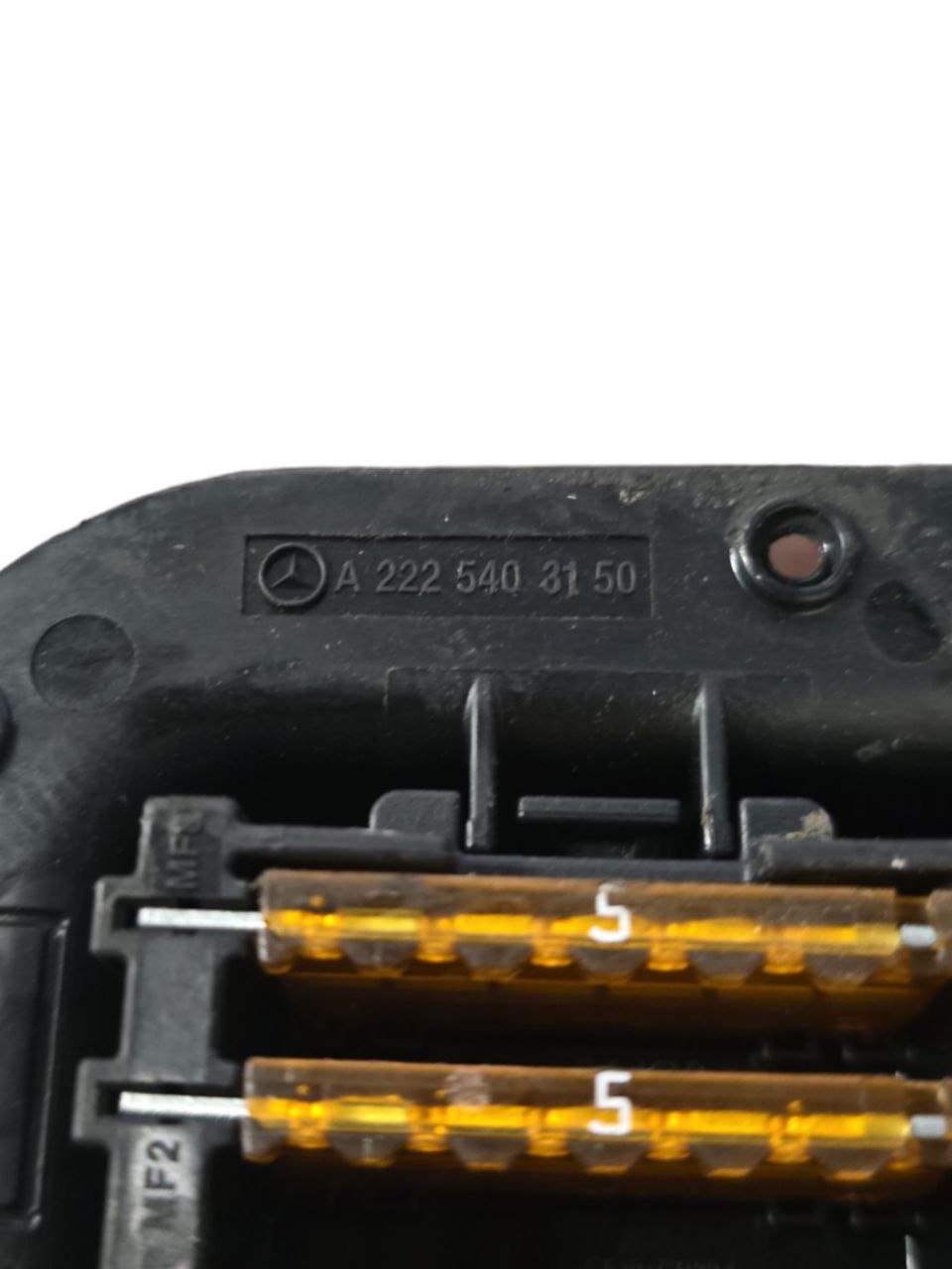 Scatola Porta Fusibili Mercedes - Benz Classe C w205 2.2 Diesel Cod : A2225403150 (2014 - 2021) - F&P CRASH SRLS - Ricambi Usati