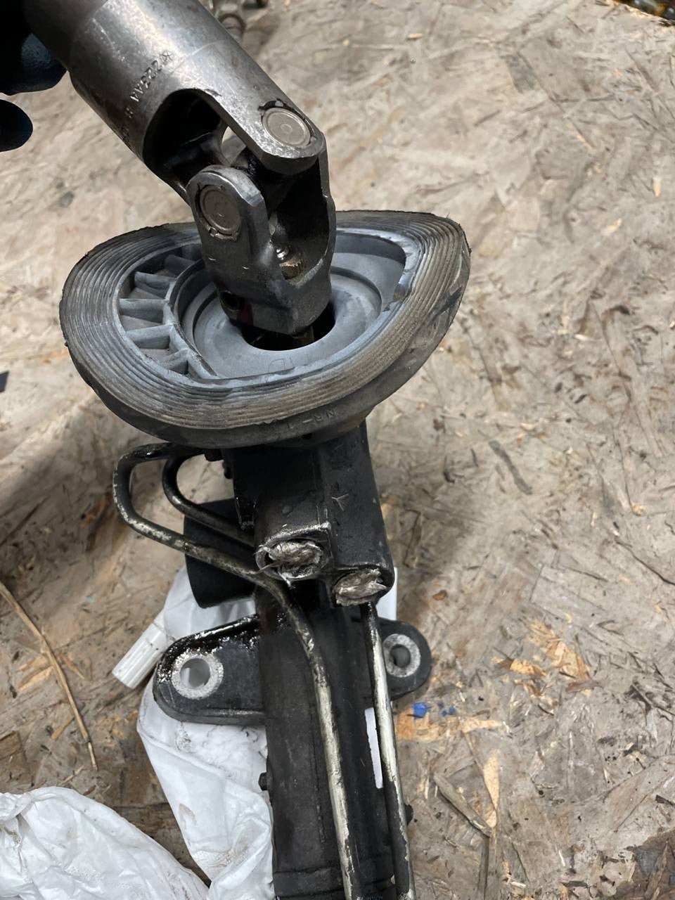 Scatola sterzo chrysler pt (2000 - 2010) 05272289ae - F&P CRASH SRLS - Ricambi Usati