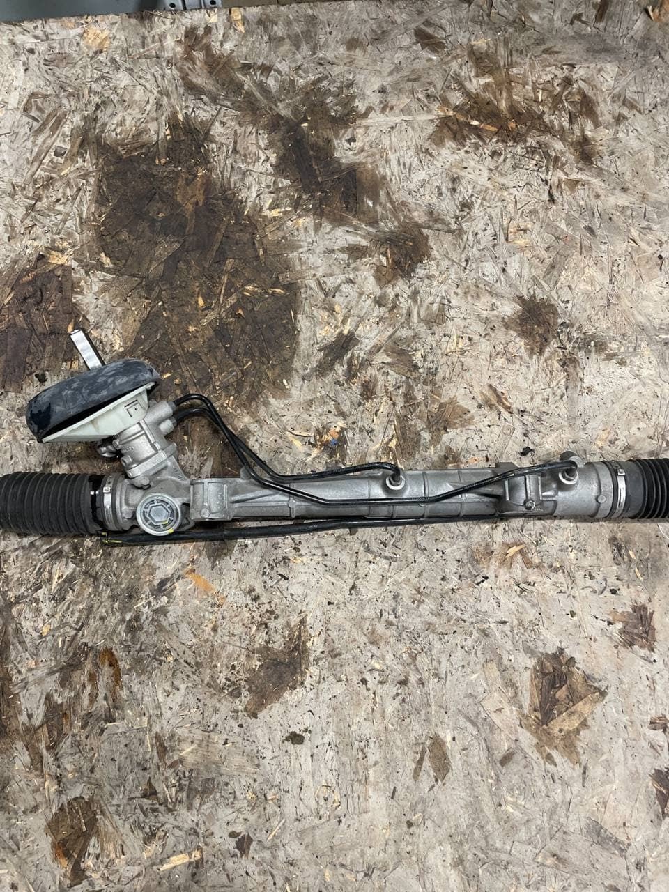 Scatola sterzo dacia sandero / logan 1.5 dci 490014306r - F&P CRASH SRLS - Ricambi Usati