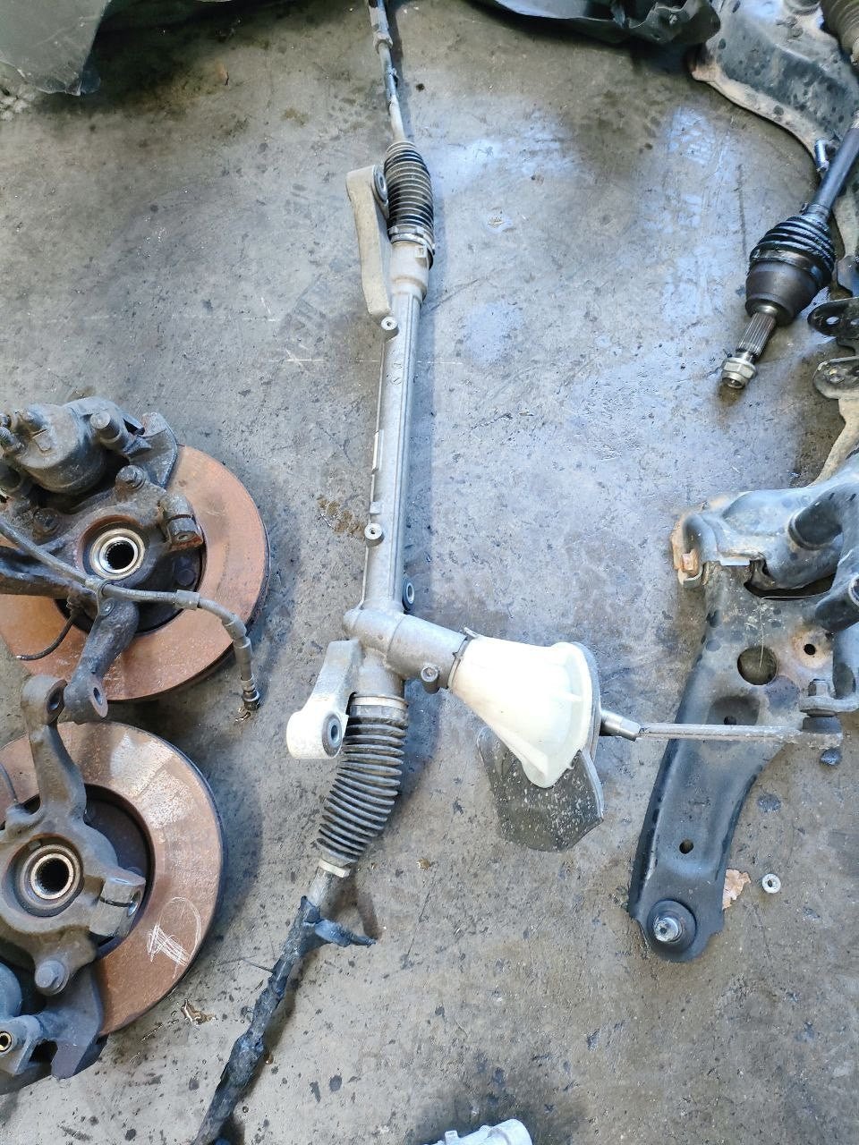 Steering box Ford Ecosport 1.5 tdci 2017 code MD26L014BB - F&P CRASH SRLS - Used Parts