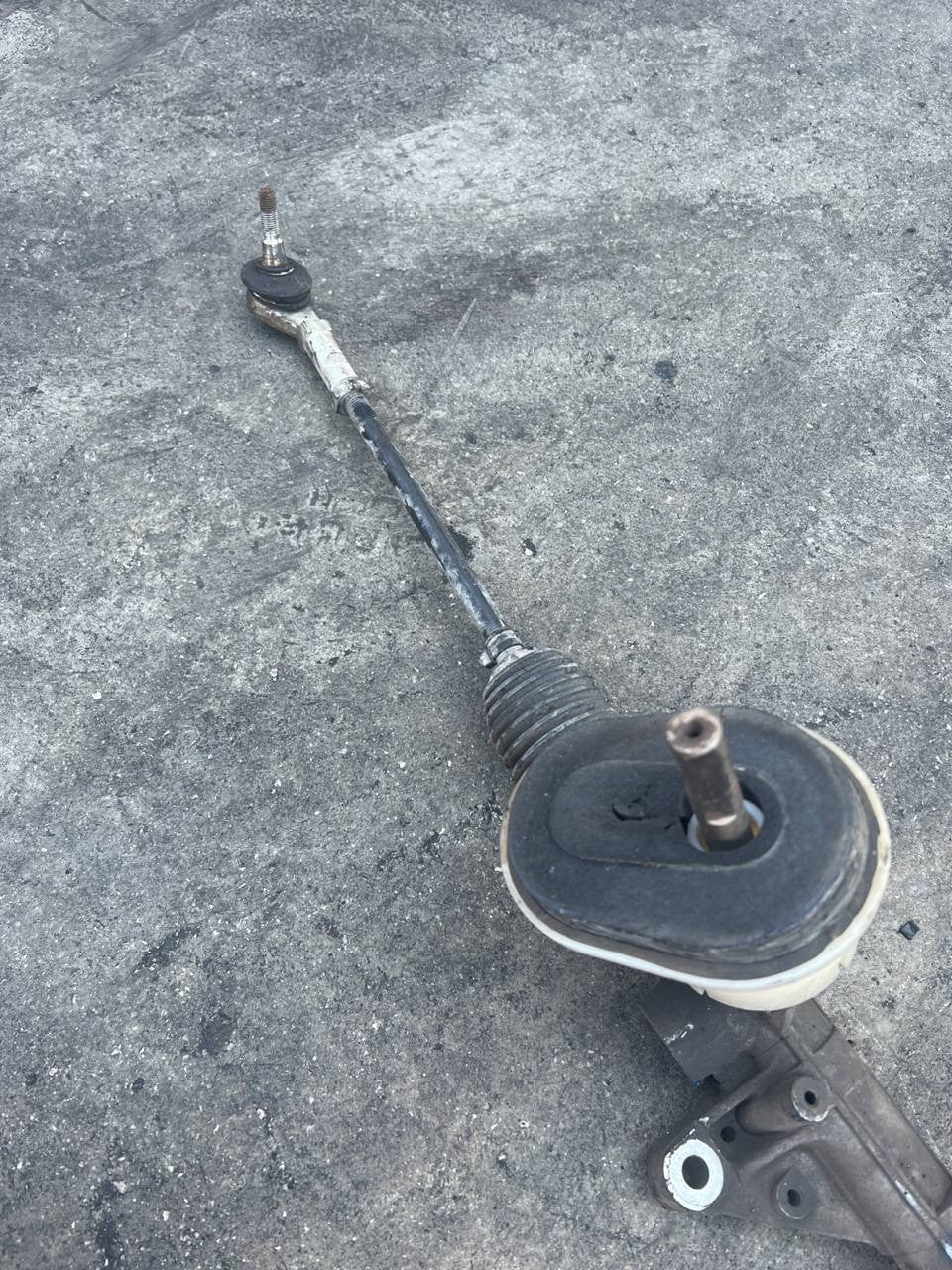 Steering box Renault Clio III 1.2 petrol code 8200124407 - f - F&P CRASH SRLS - Used Parts