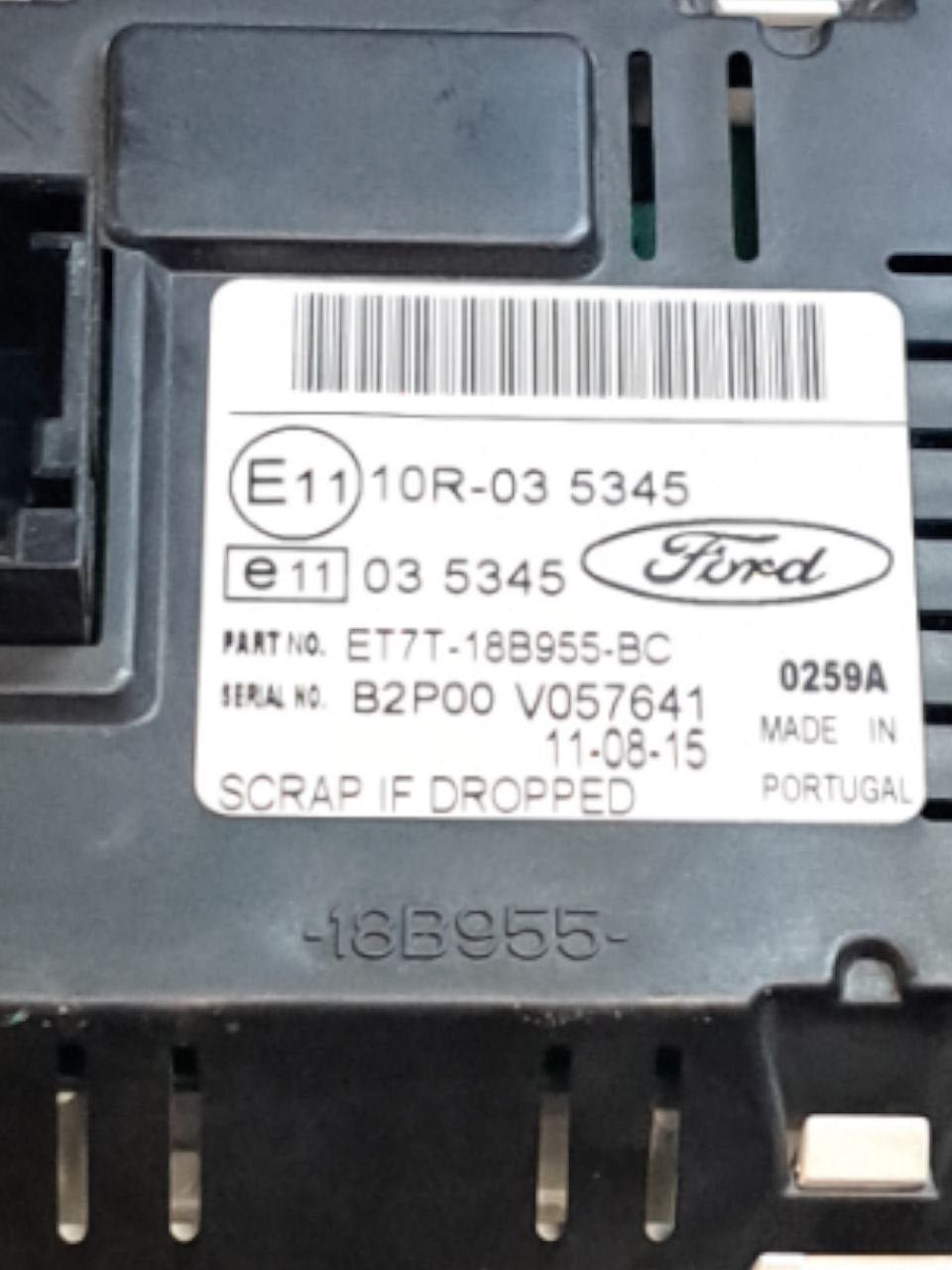 Schermo / display autoradio navigatore Computer di bordo Ford Transit Connect / Fiesta VI (2008 - 2017) COD:ET7T - 18B955 - BC - F&P CRASH SRLS - Ricambi Usati