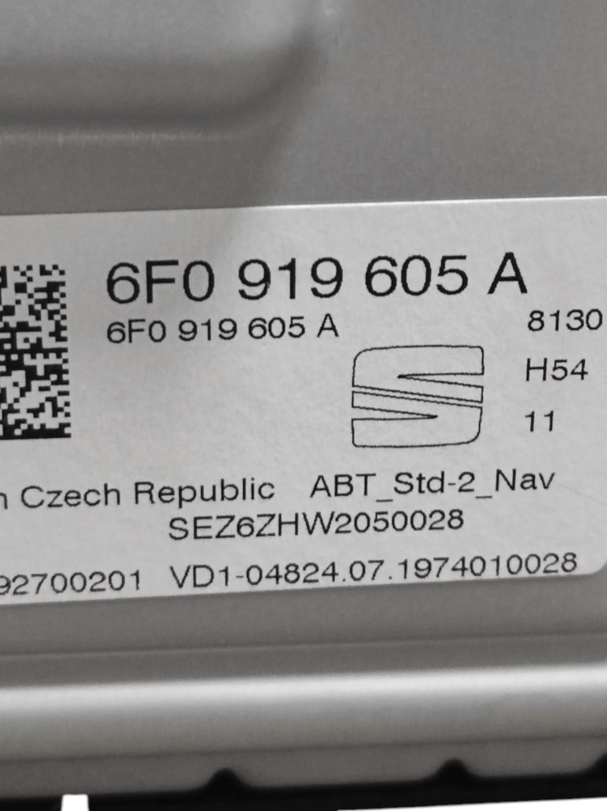 Schermo / Display Seat Ibiza COD: 6F0919605A (2017>) - F&P CRASH SRLS - Ricambi Usati