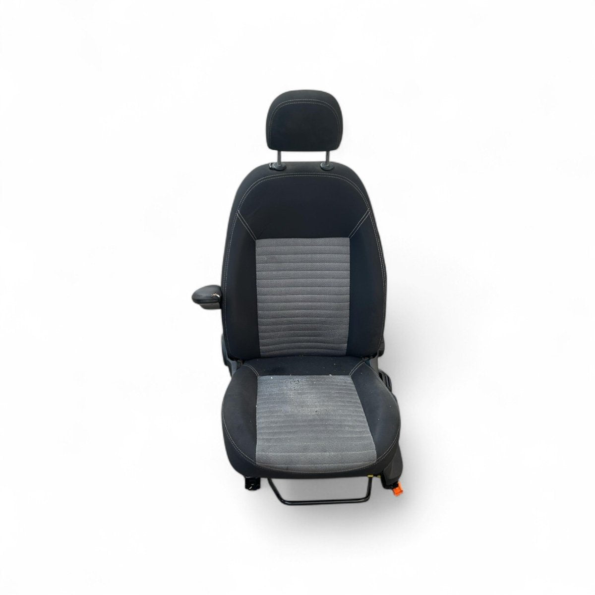 Sedile anteriore guidatore Fiat Fiorino (2007 > ) in stoffa nero e grigio - F&P CRASH SRLS - Ricambi Usati