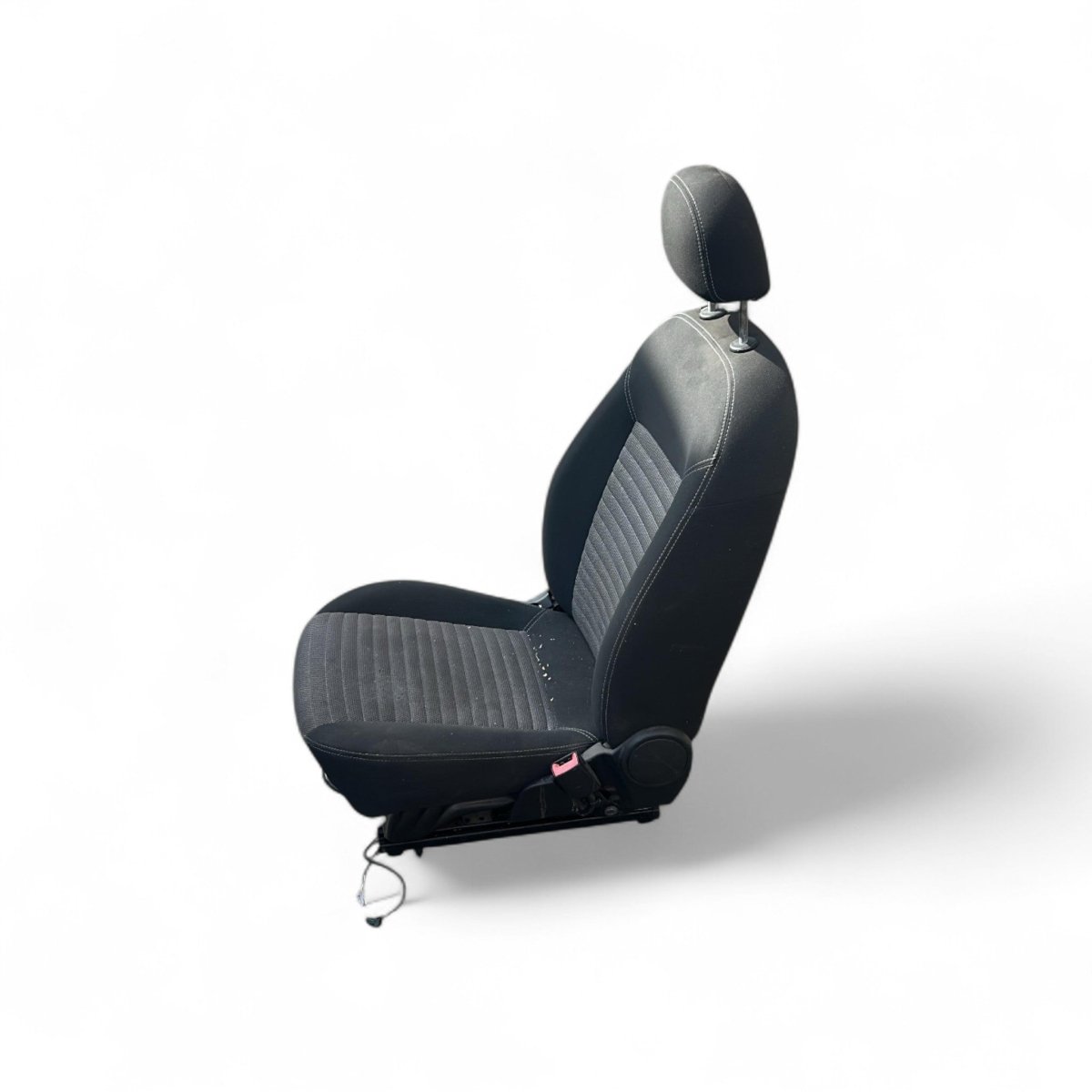 Sedile anteriore passeggero Fiat Fiorino (2007 > ) in stoffa nero e grigio - F&P CRASH SRLS - Ricambi Usati