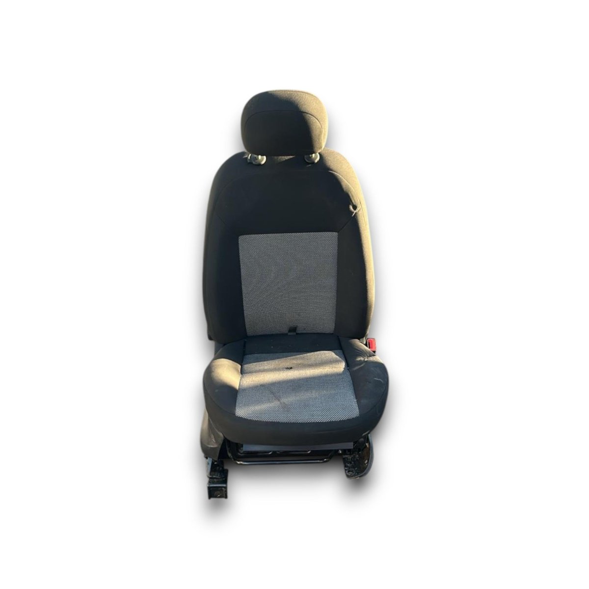 Sedile anteriore passeggero in stoffa Fiat Doblo II (2009 &gt; 2022) nero e grigio chiaro - F&amp;P CRASH SRLS - Ricambi Usati