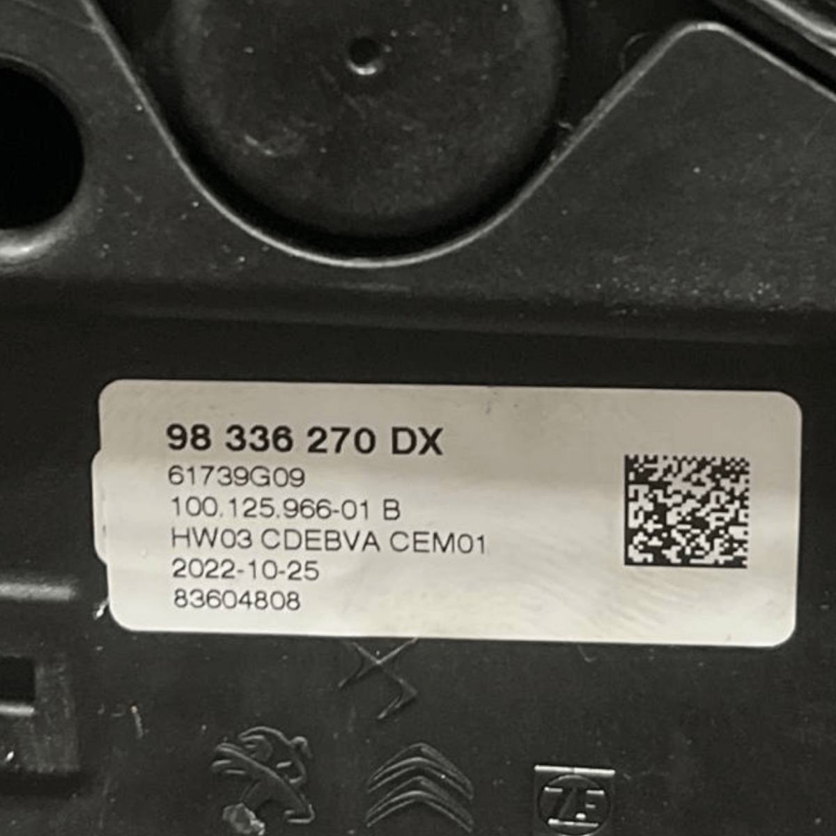 Selector Guide / Automatic Gear Selector Peugeot 3008 II (2016 to 2023) code: 98336270DX - F&P CRASH SRLS - Used Parts