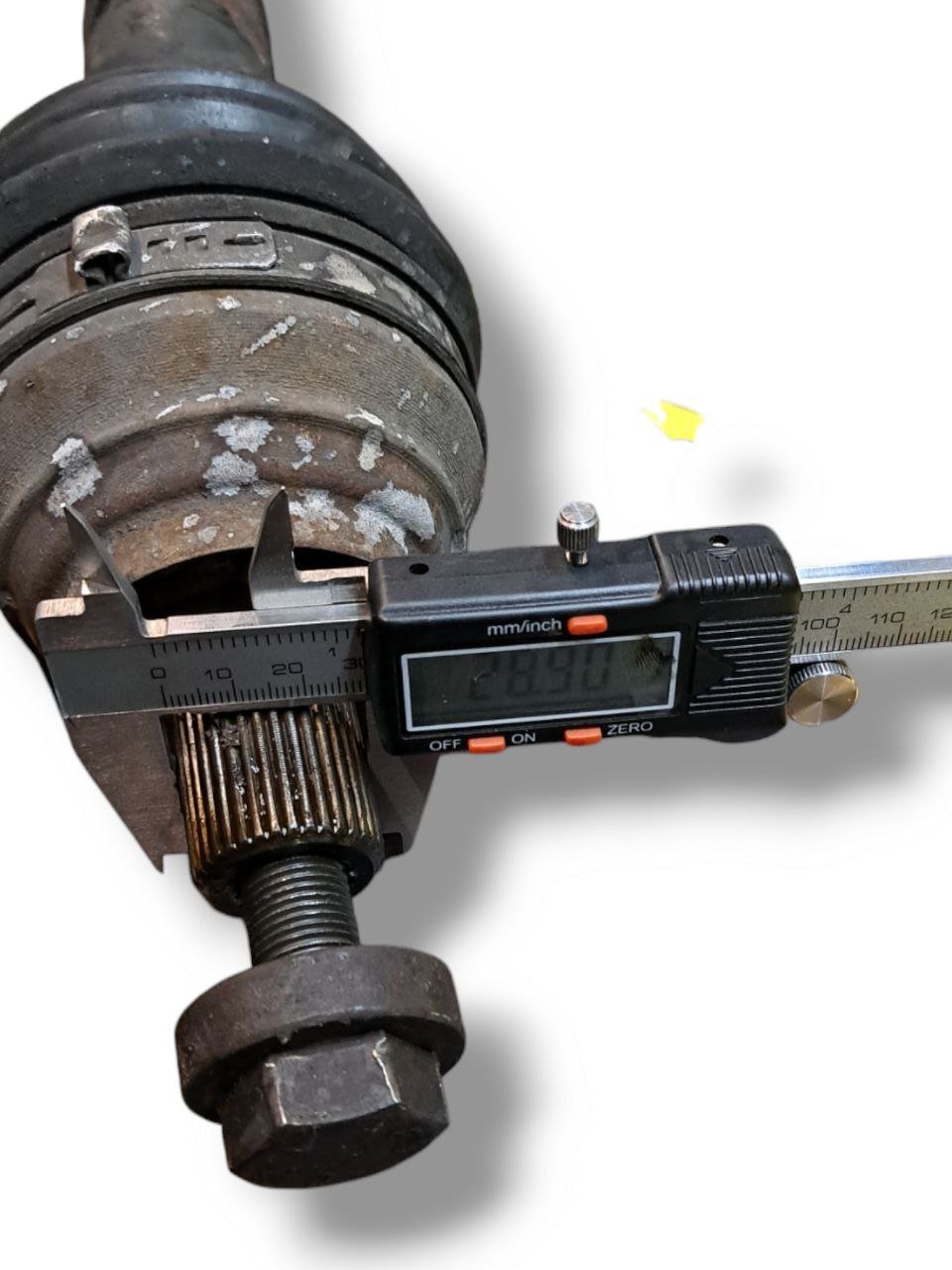 Semiasse / Albero Motore / Trasmissione Anteriore Destro Seat Leon / Audi A3 / Skoda Octavia 1.9 Diesel ( 2005 - 2012 ) COD:1K0407272GM - F&P CRASH SRLS - Ricambi Usati