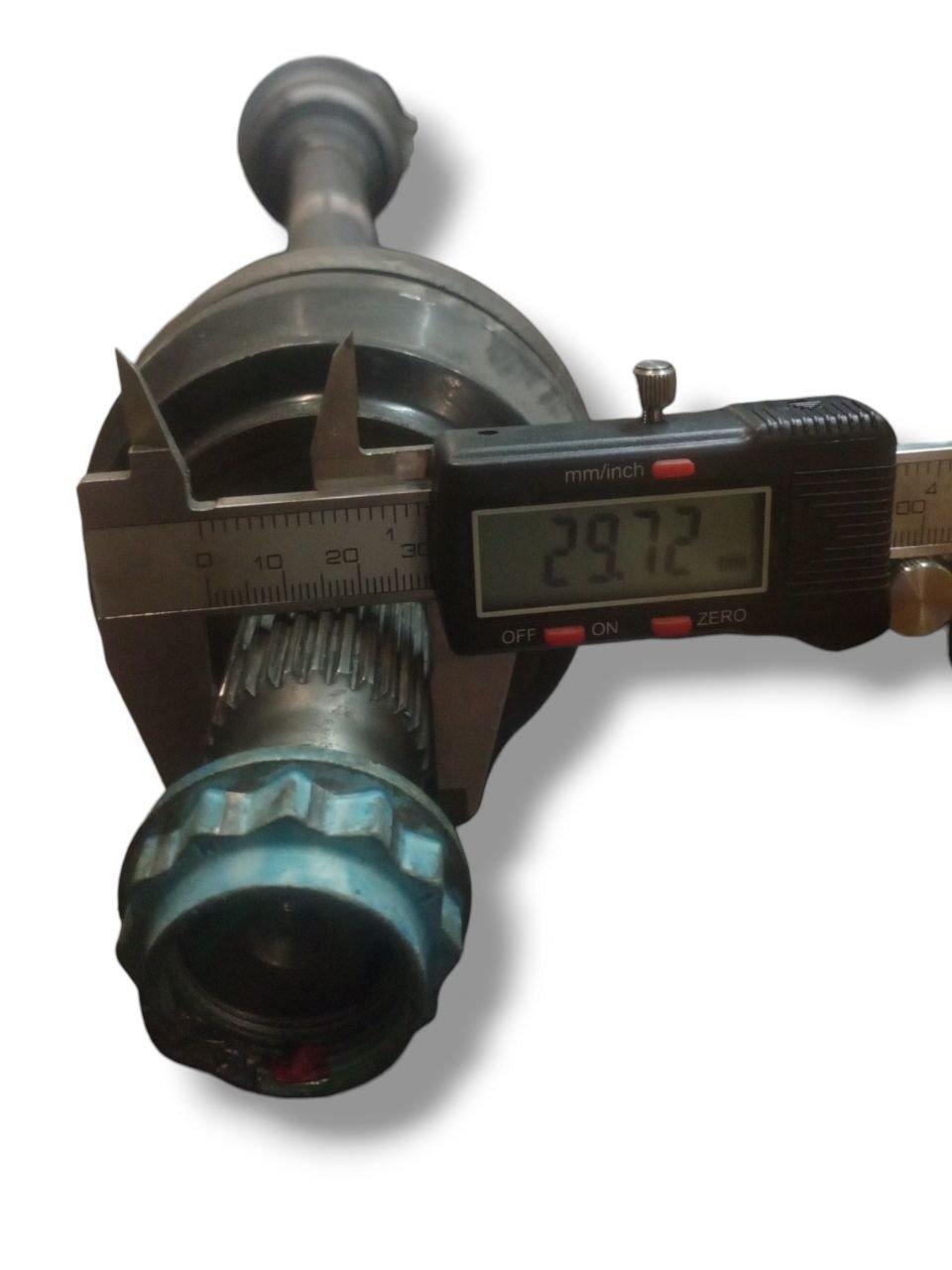 Semiasse / Albero Motore / Trasmissione posteriore destro (dx) Mercedes Classe C W205 Berlina 3.0 Benzina (2017) Cambio Automatico 7 Marce cod: A2053503102 - F&P CRASH SRLS - Ricambi Usati