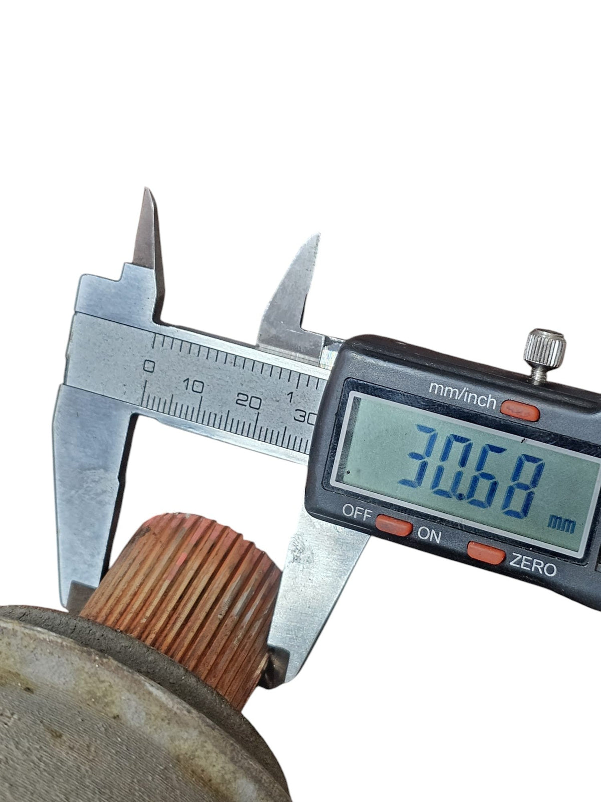 Semiasse Anteriore Destro Audi A6 C6 Quattro 3.0 Diesel Cod:4F0407272J (2004 - 2011) Cambio Automatico - F&P CRASH SRLS - Ricambi Usati