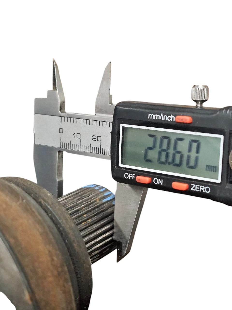 Semiasse Anteriore Destro Seat Leon III 1.4 Benzina Cod:5Q0407272C (2013 - 2019) Cambio Manuale - F&P CRASH SRLS - Ricambi Usati