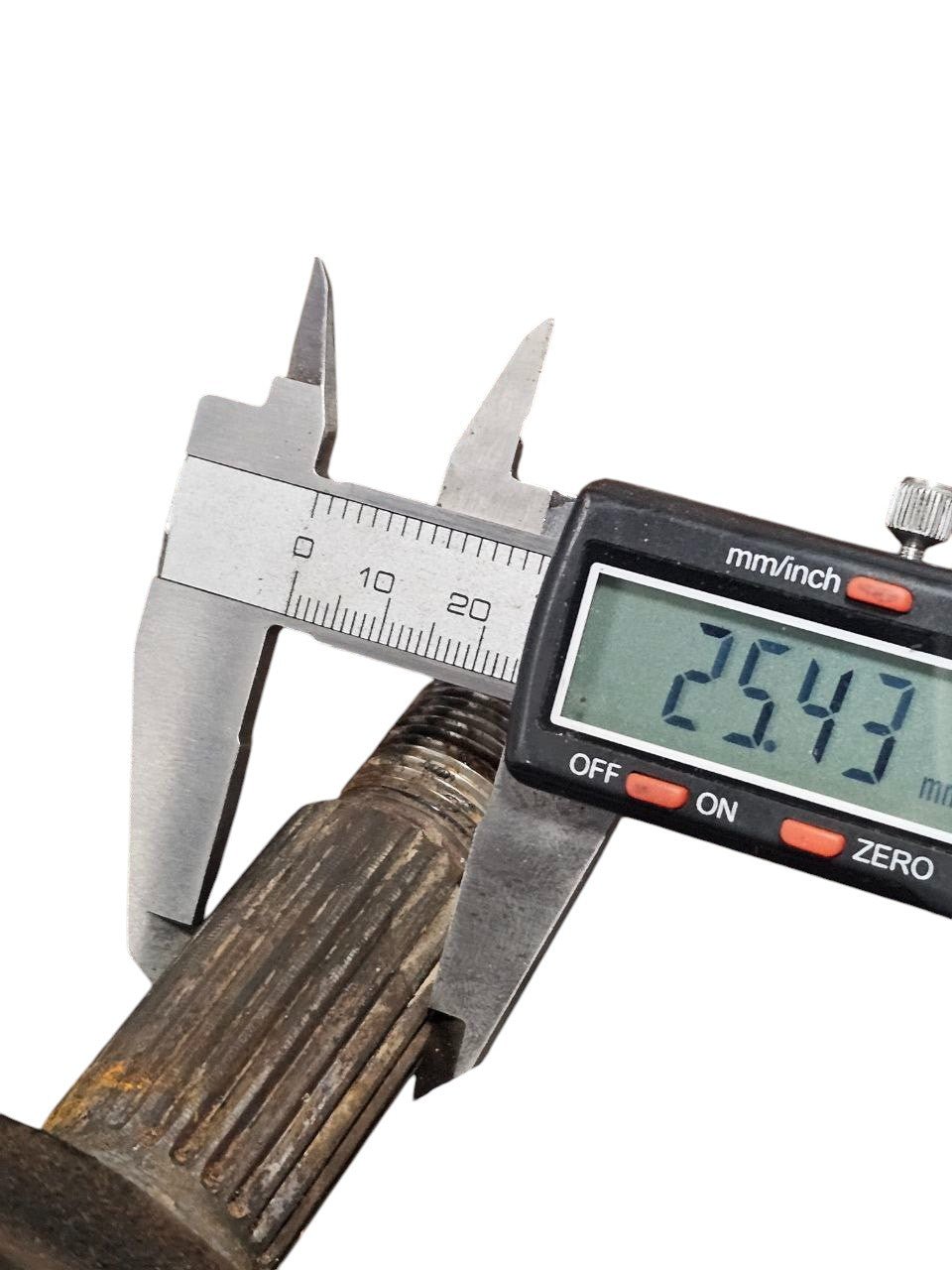 Semiasse Anteriore Sinistro Dacia Sandero II 1.5 Diesel Cod:391016613R (2012 - 2020) Cambio Manuale - F&P CRASH SRLS - Ricambi Usati