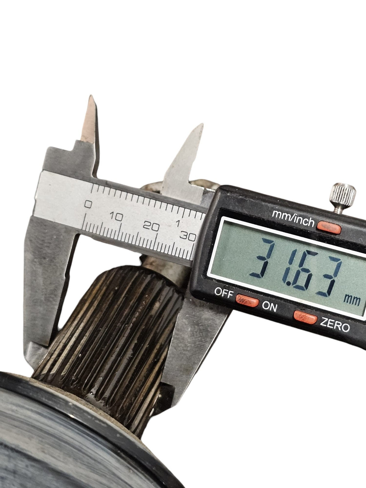 Semiasse Anteriore Sinistro Mercedes GLA X156 2.2 Diesel Cod:A2463301401 (2013 - 2019) Cambio Automatico - F&P CRASH SRLS - Ricambi Usati