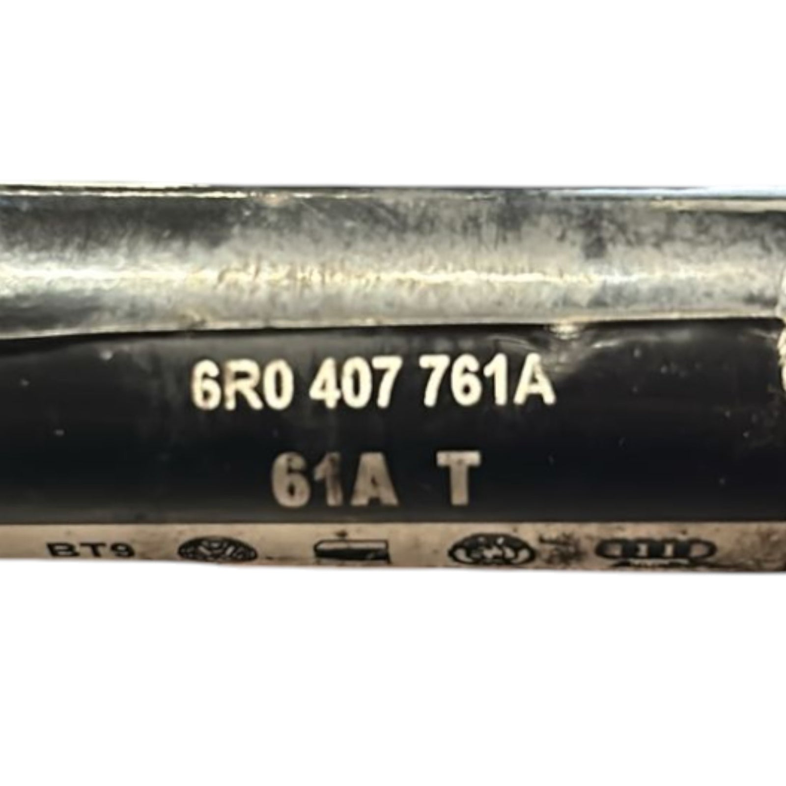 Semiasse Anteriore Sinistro Volkswagen Polo V (6R) cod.6R0407761A 1.2 Diesel (2009 > 2017) Cambio Manuale / Albero Motore / Trasmissione - F&P CRASH SRLS - Ricambi Usati