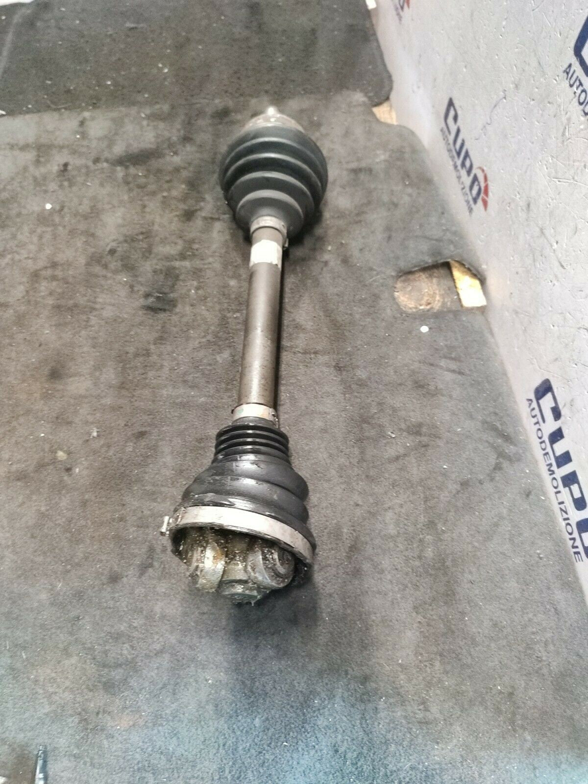 Ponte assale Ford Focus mk3 Sedan posteriore e anteriore | prezzo e Ponte assale Ford Focus mk3 Sedan posteriore e anteriore | prezzo e