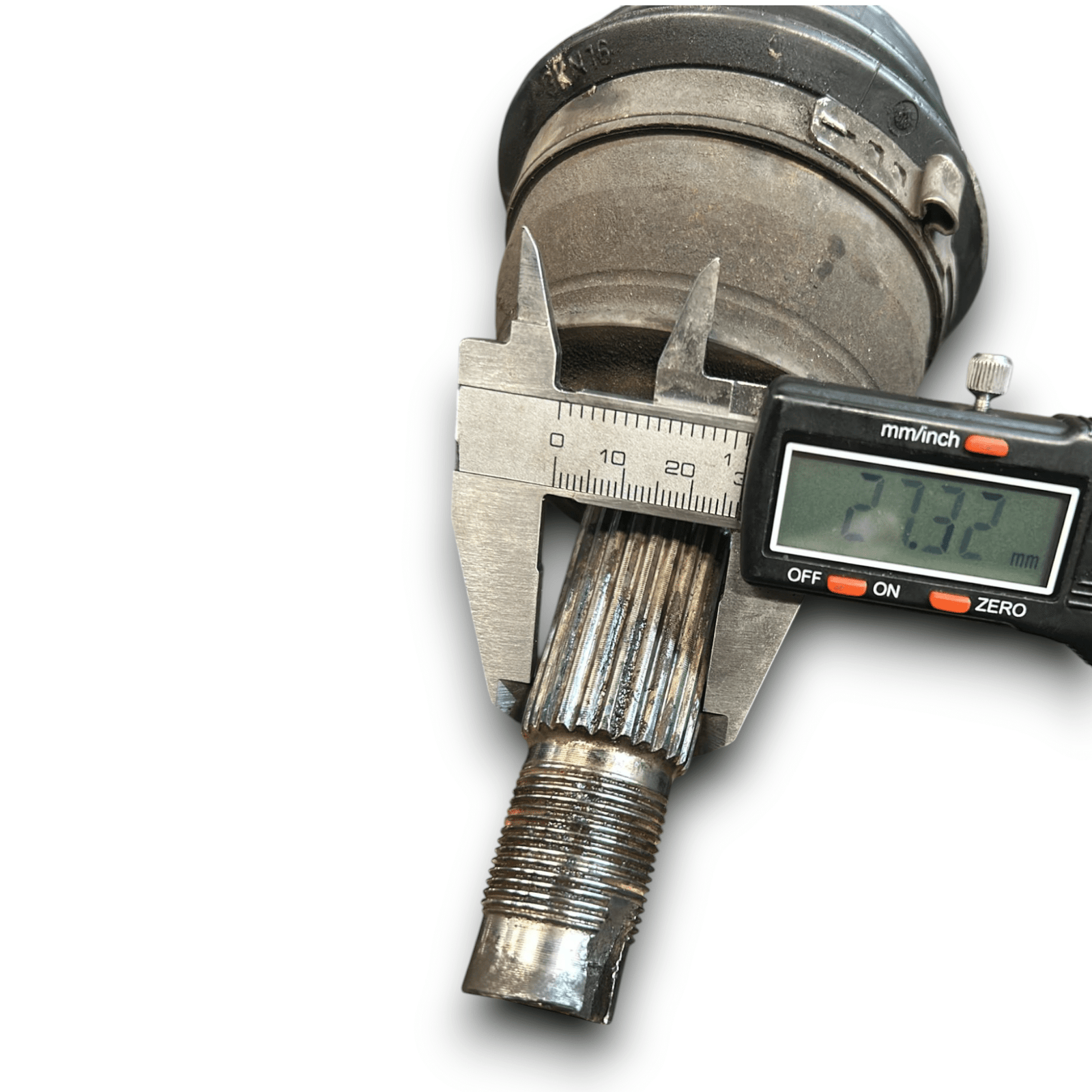 Semiasse Sinistro Fiat Panda 169 1.2 Benzina (2003 > 2012) Albero Motore / Trasmissione / Cambio Manuale 5 Marce - F&P CRASH SRLS - Ricambi Usati