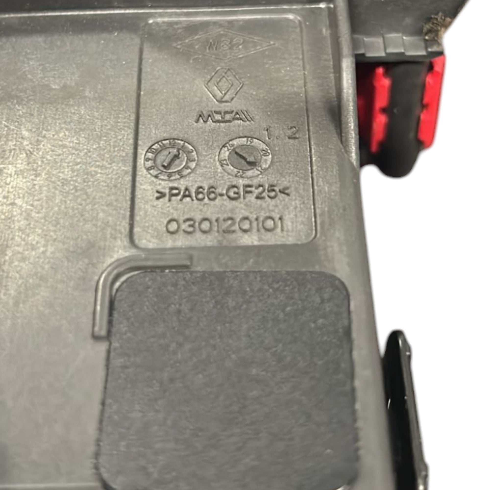 Sensore Batteria Renault Megane IV cod.030120101 (2015 > ) + Cavi - F&P CRASH SRLS - Ricambi Usati