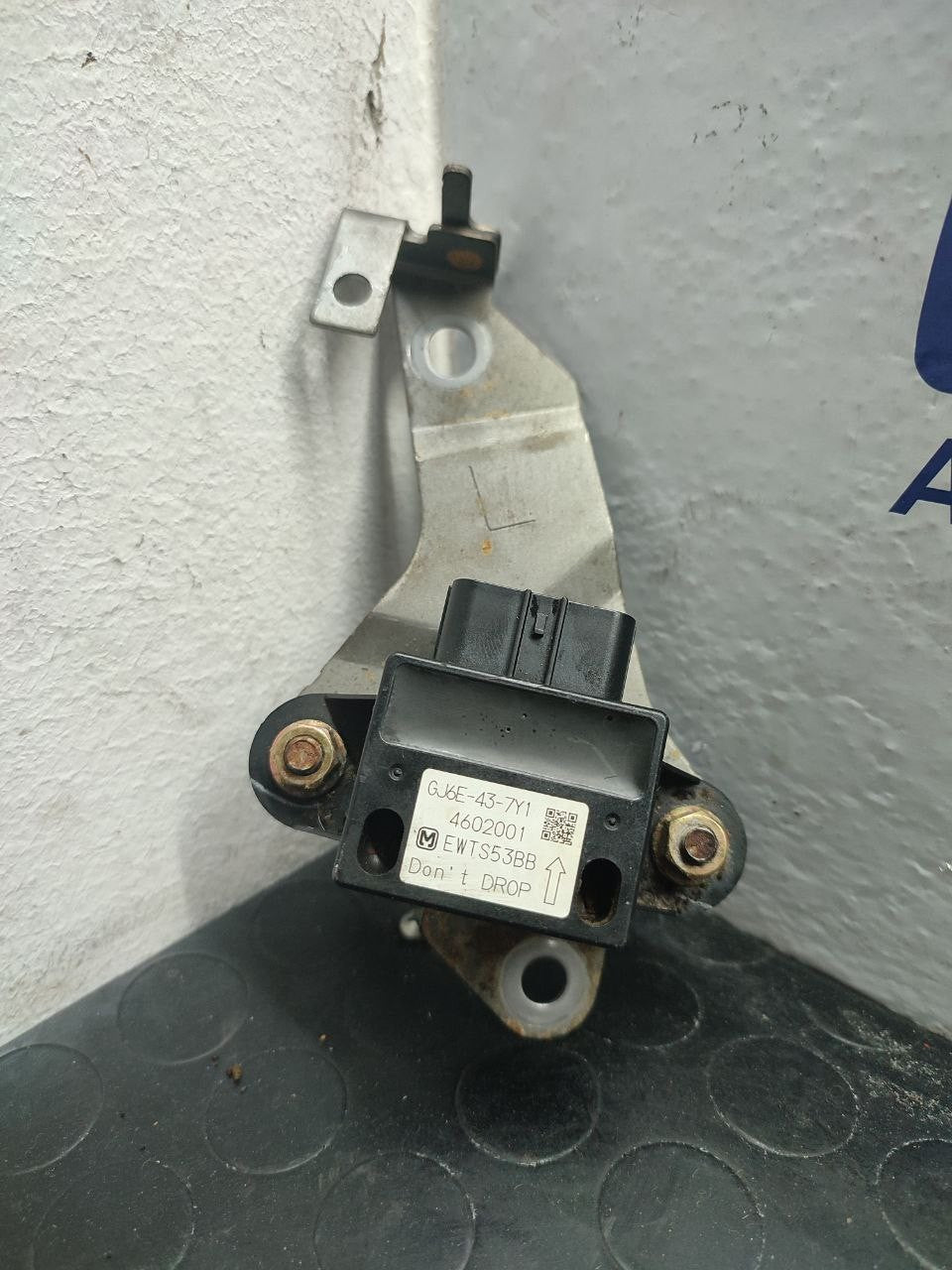Sensore Esp Imbardata Mazda 6 (2004) Cod:GJ6E - 43 - 7Y1 - F&P CRASH SRLS - Ricambi Usati