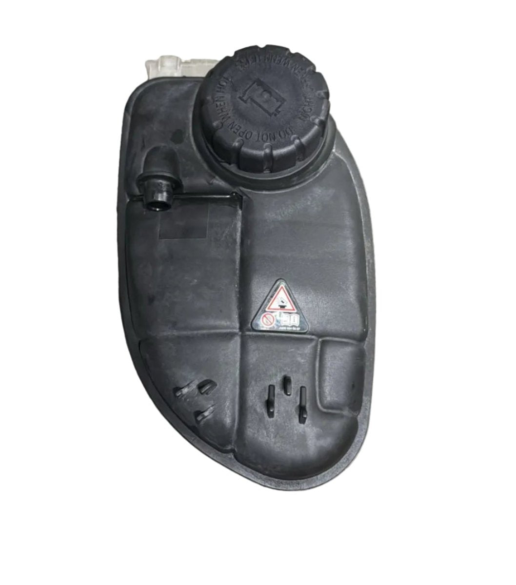 Serbatoio / Vaschetta liquido refrigerante Mercedes - Benz Classe A (W176) cod.A0005840807 (2012 - 2018) - F&amp;P CRASH SRL - Ricambi Usati