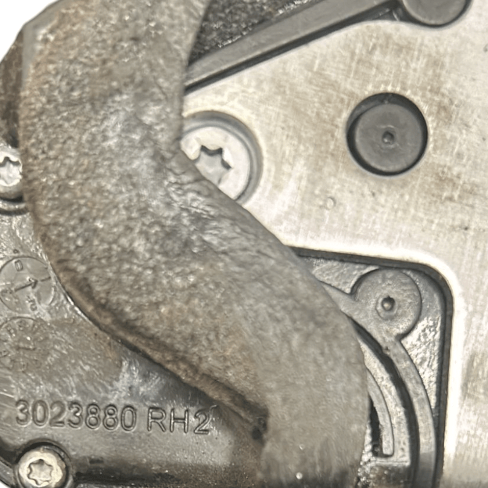 Right front door lock Opel Astra J code:3023880 (2009 > 2020) - F&P CRASH SRLS - Used Parts