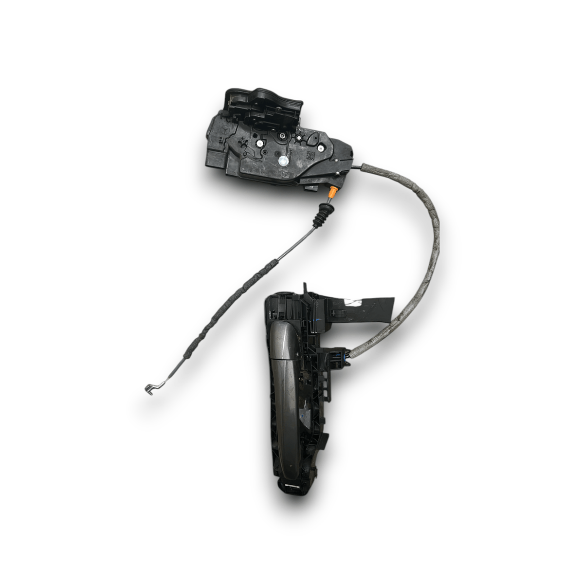 Left Front Door Lock Mercedes Benz GLA (X156) code.A0997202302 (2013 > 2019) - F&P CRASH SRLS - Used Parts