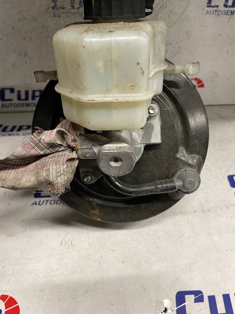 servofreno bmw 320 e90 e91 03350886531 - F&P CRASH SRLS - Ricambi Usati